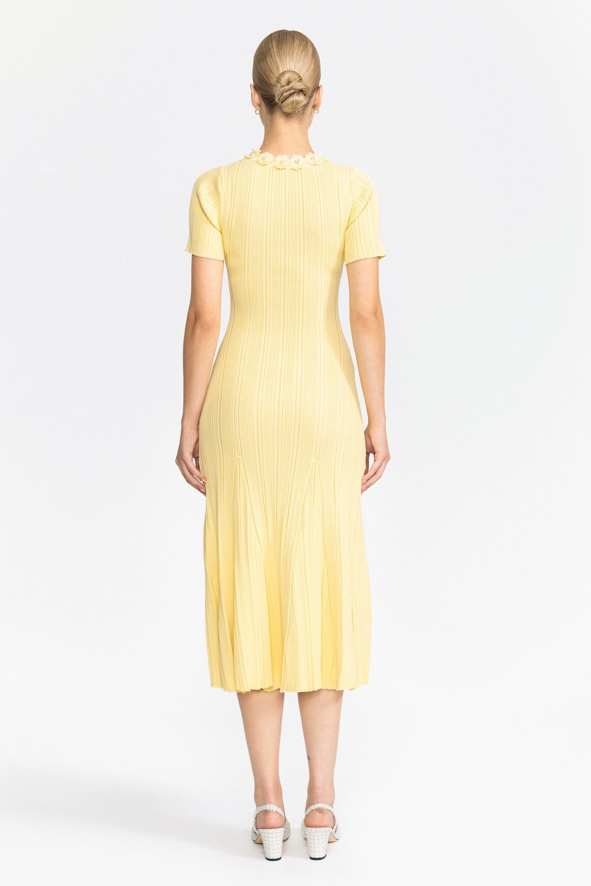 Ribbed Knit Flower Appliqué Midi Dress - Yellow