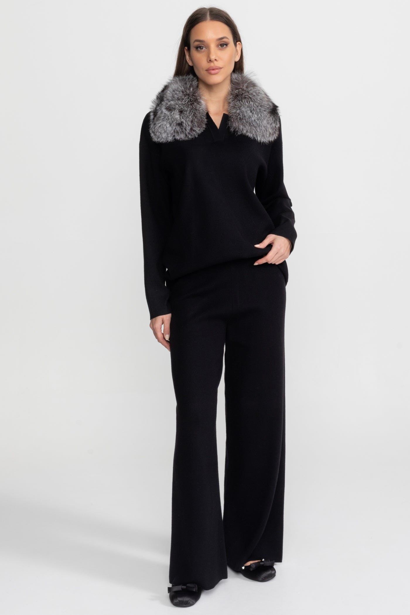 Knit Lounge Co-Ord Set with Fox Fur Collar – Black/Grey