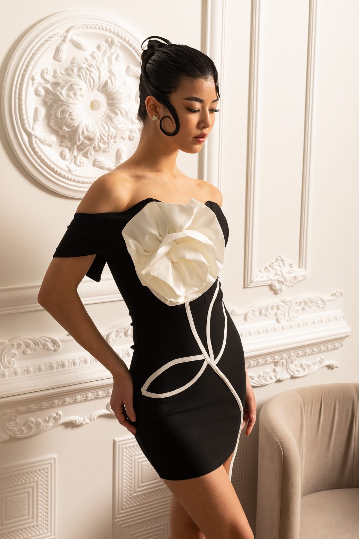 Off Shoulder Mini Dress With Large White Flower Applique - Black