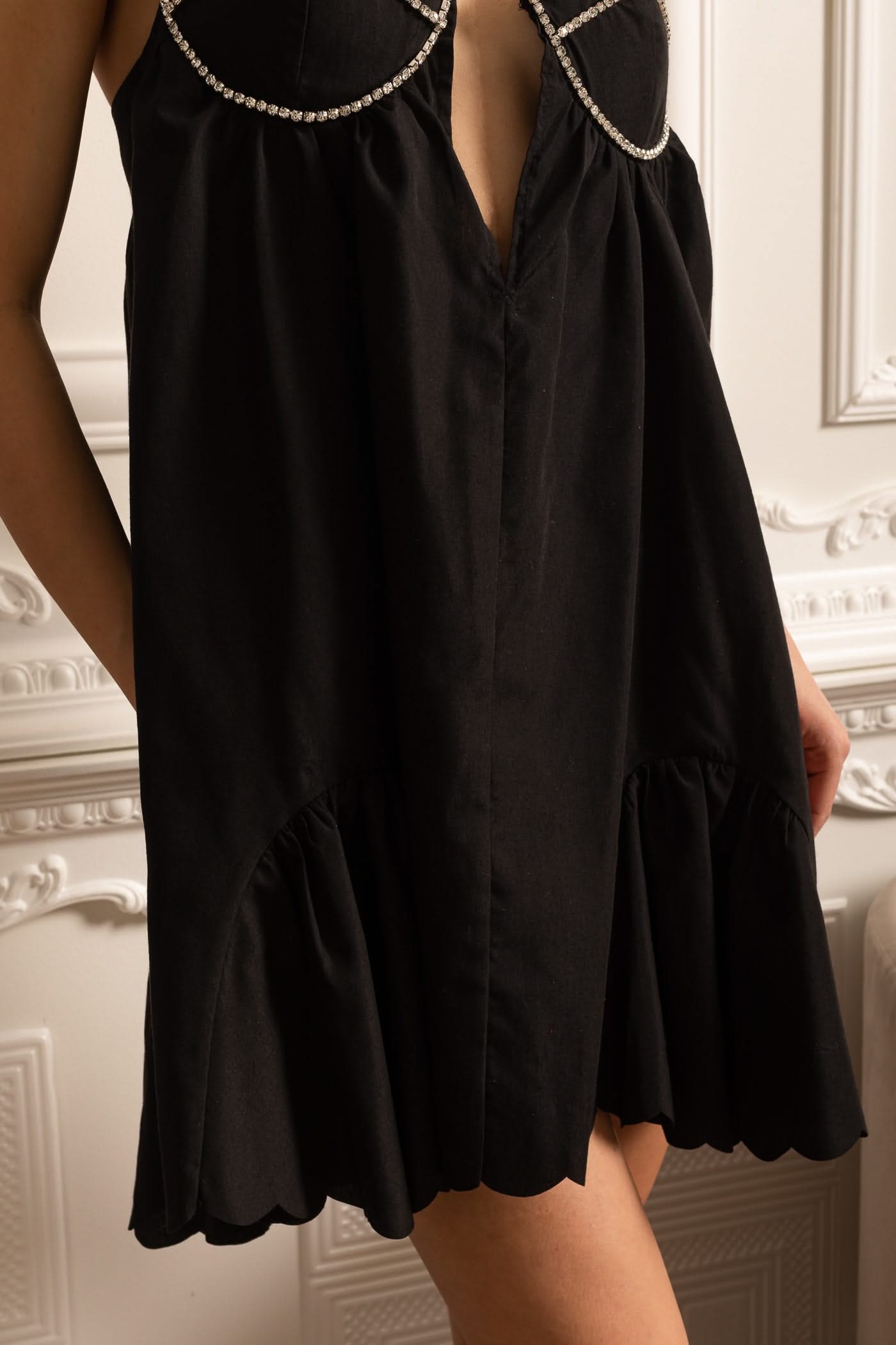 Scallop-Cut Mini Dress With Sparkling Straps And Chest Embellishments - Black