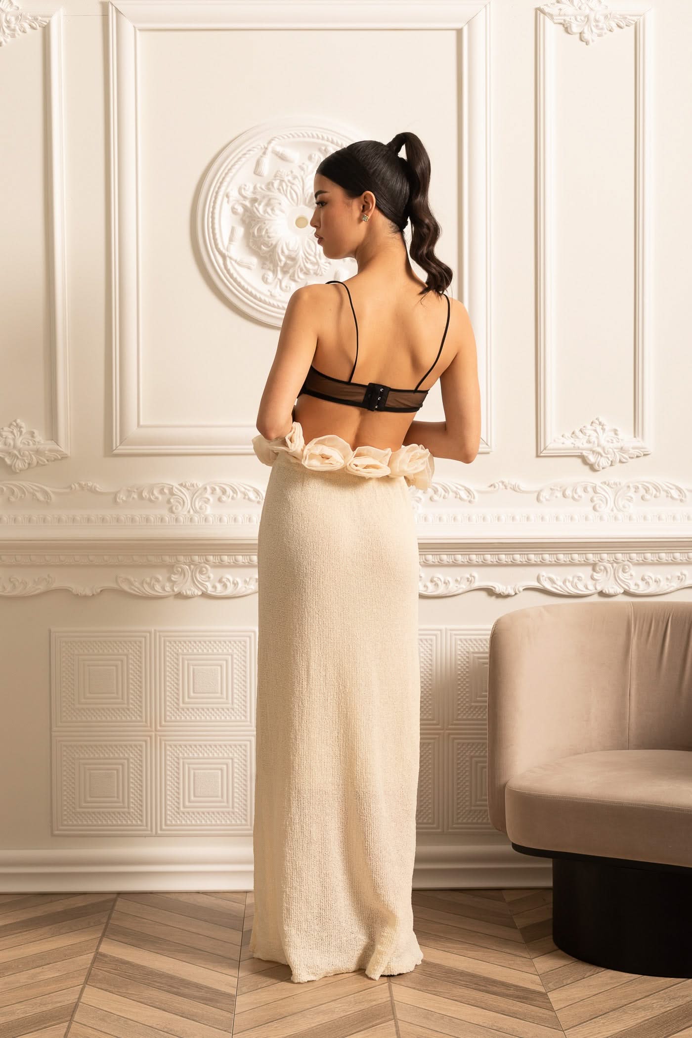 High-Waisted Knit Skirt With 3D Flowers Appliques - Ivoire