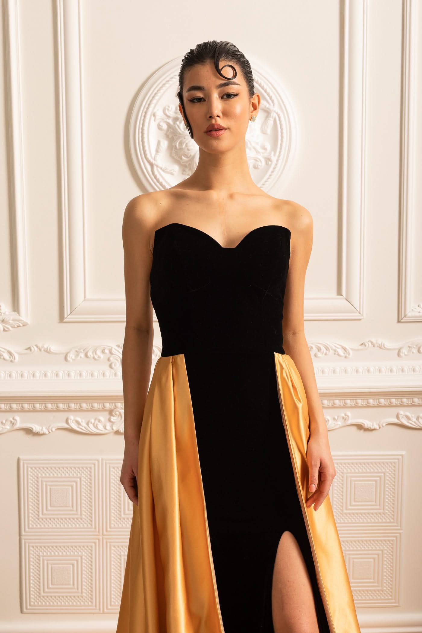 Velvet Gown With Fitted Bodice And Flowing Gold Satin Skirt - Black