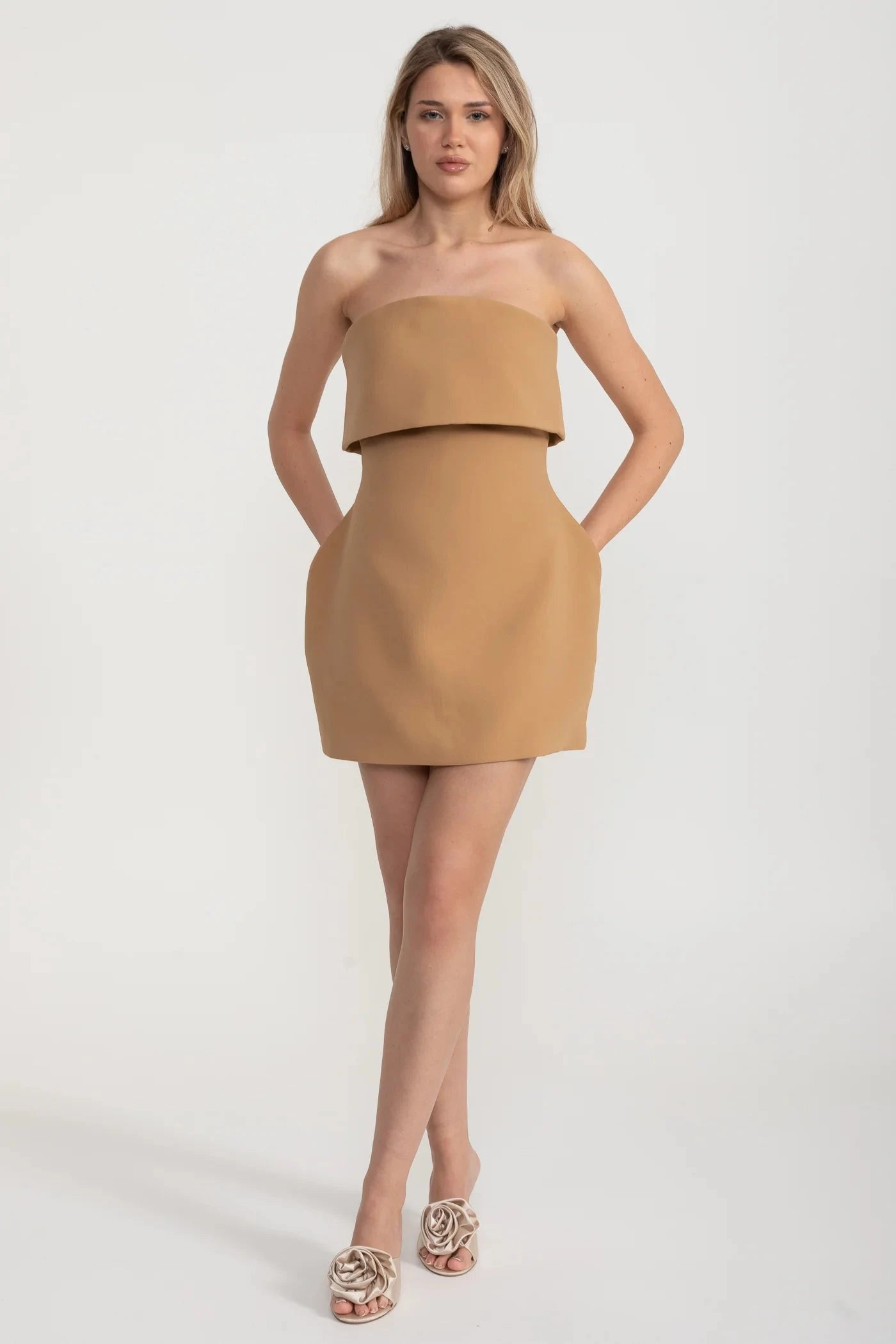 Elegant Strapless Mini Dress With Flared Hemline - Khaki