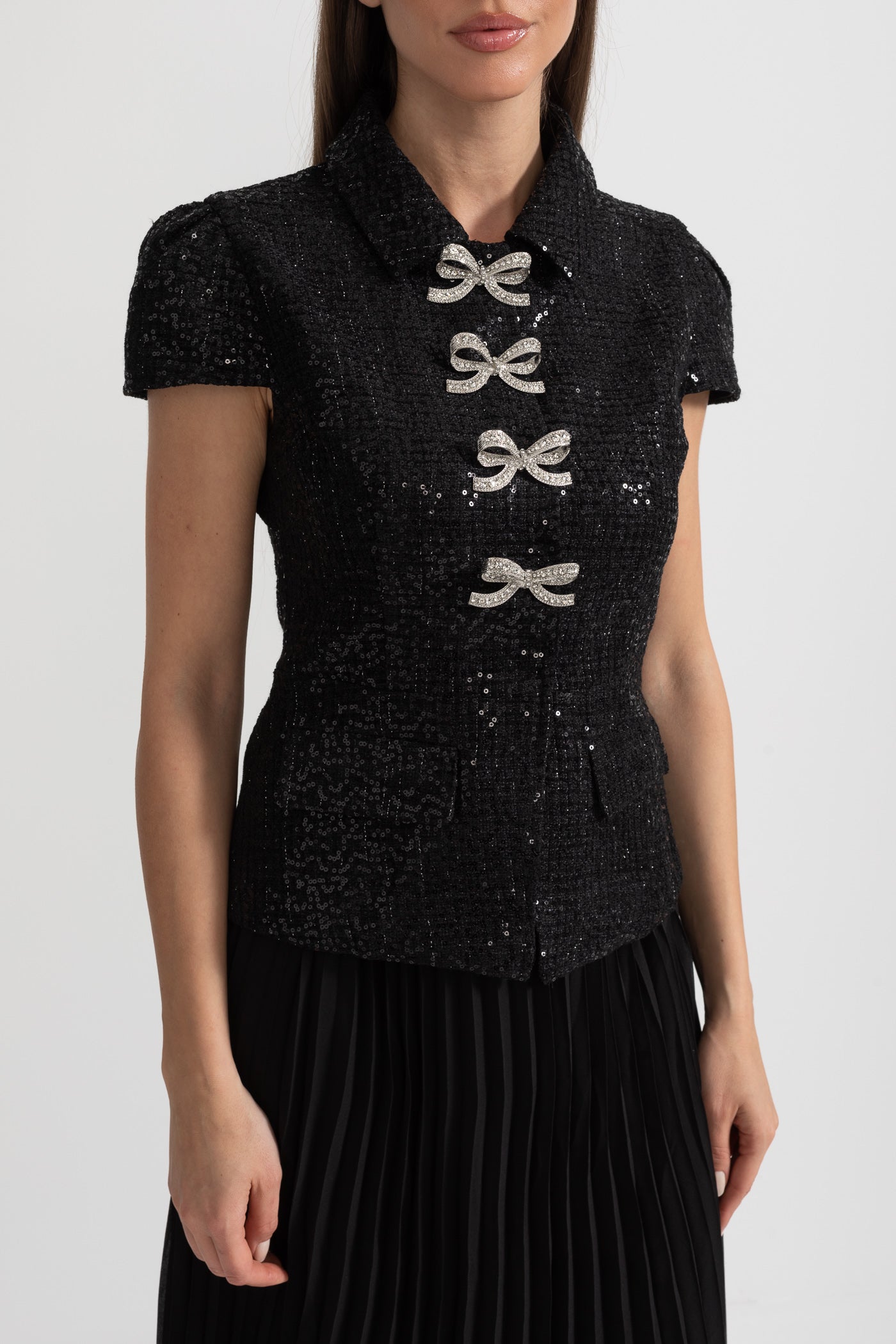 Elegant Dress With Sequined Top And Pleated Skirt - Black