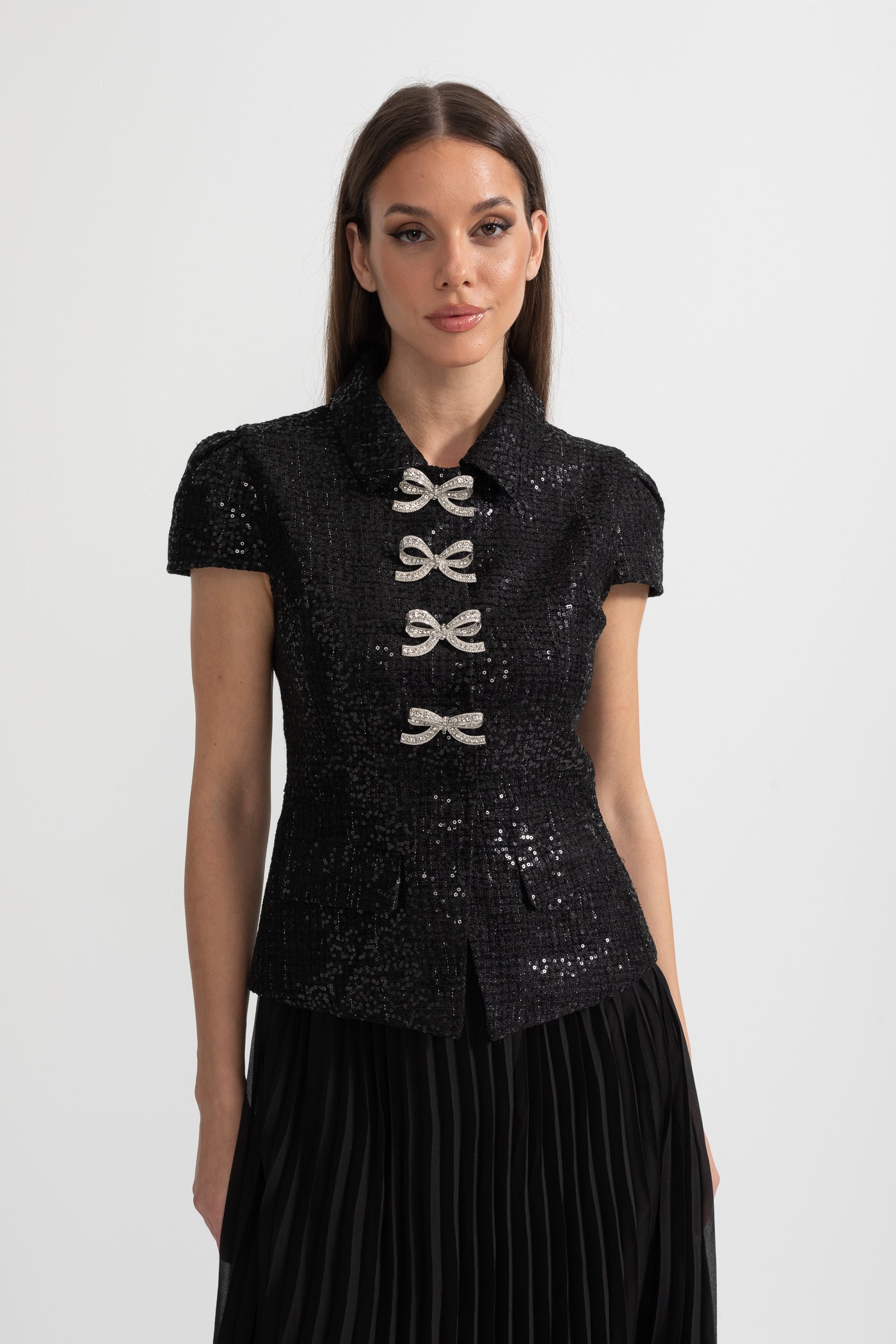 Elegant Dress With Sequined Top And Pleated Skirt - Black