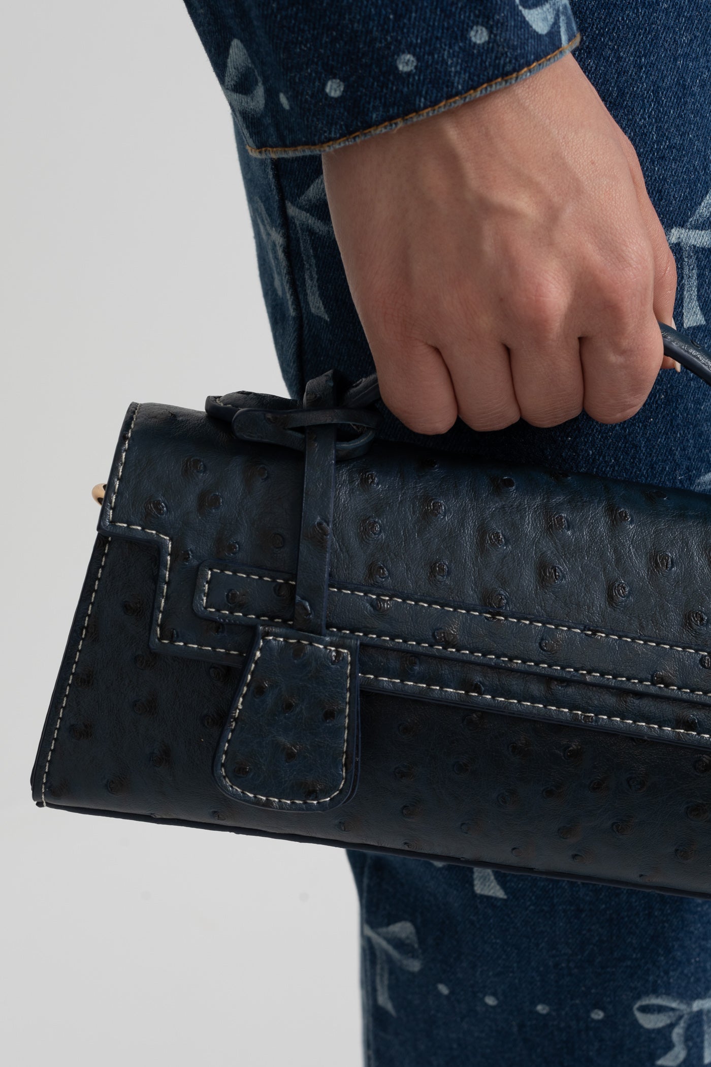Sophisticated Rectangular Purse With Dotted Pattern - Dark Blue