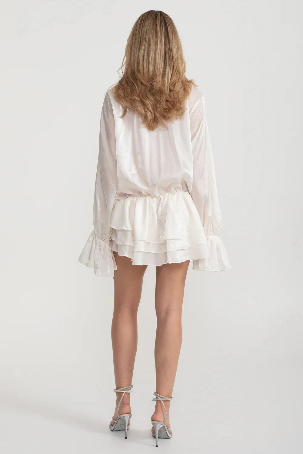 Flowing Sheer Dress With Floral Appliques And Long Puffy Sleeves - Ivoire