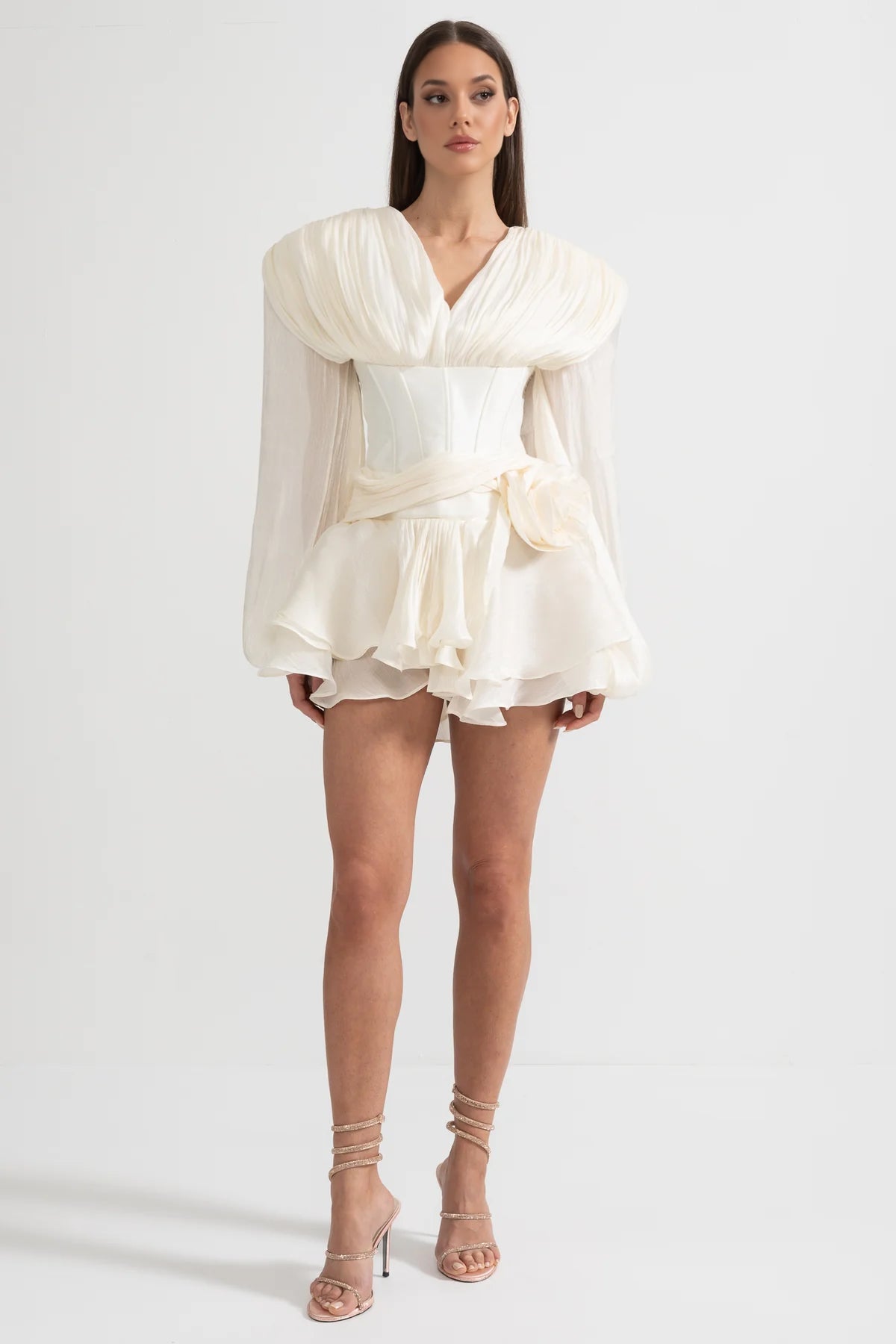 Elegant Dress With Corset-Style Bodice, Layered Ruffle Hem And Puffed Sleeves - White