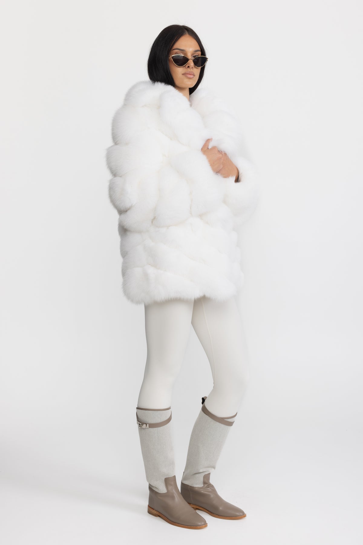 Tiered Fox Fur Jacket With Oversized Shawl Collar – White