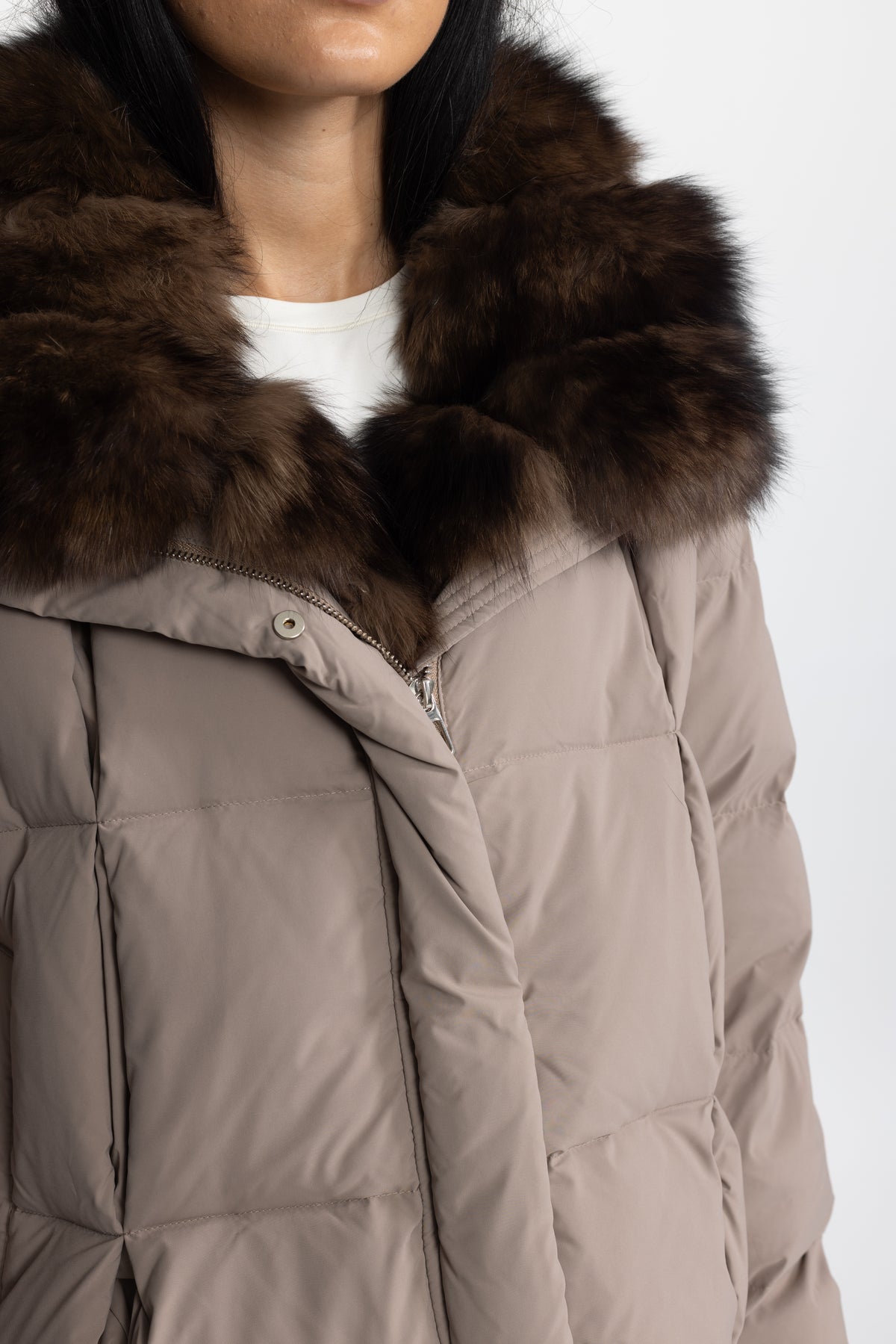 Fox Fur Collar Cropped Down Puffer Jacket - Taupe