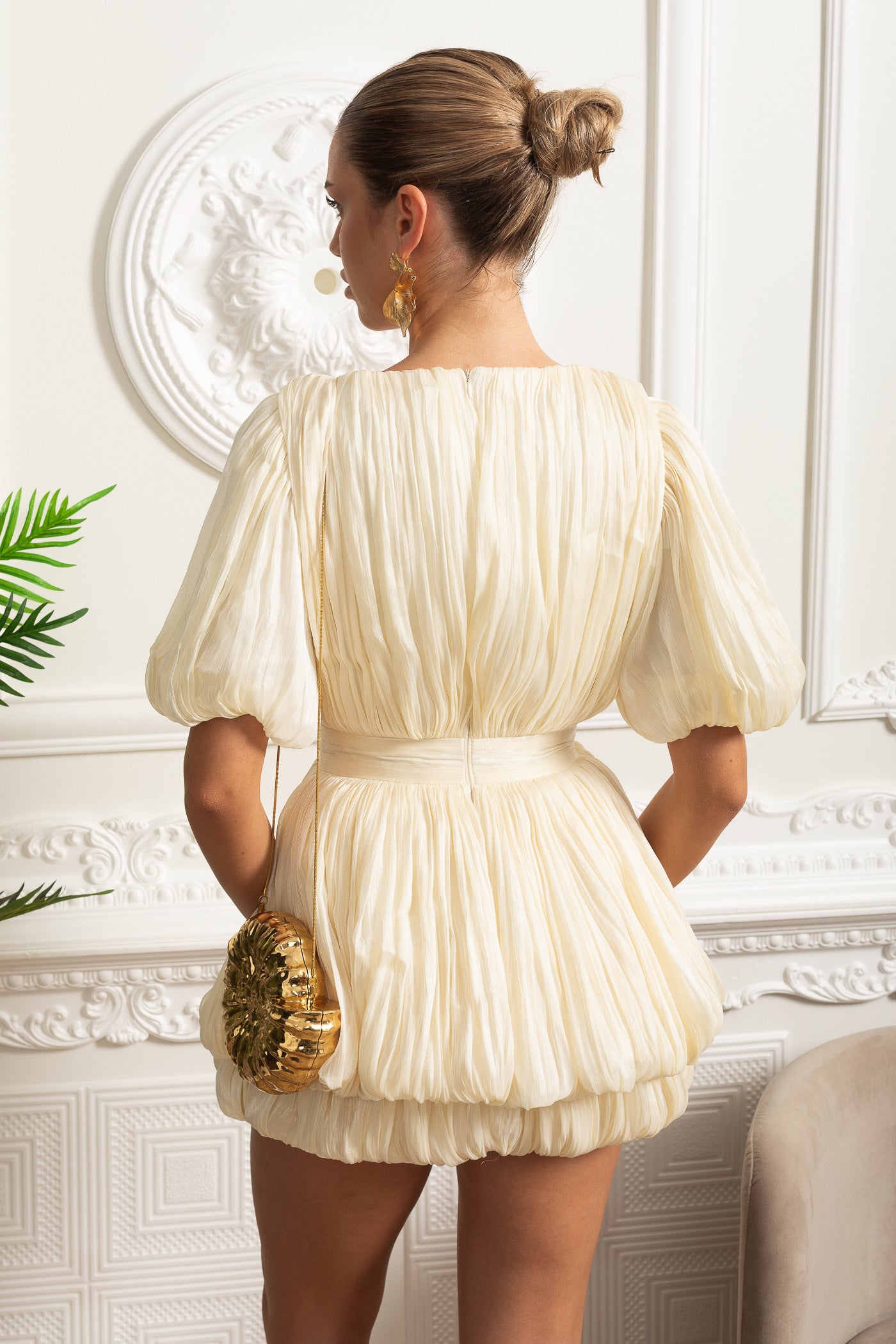 Pleated Puff-Sleeve Floral Appliqué Mini Dress - Ivoire