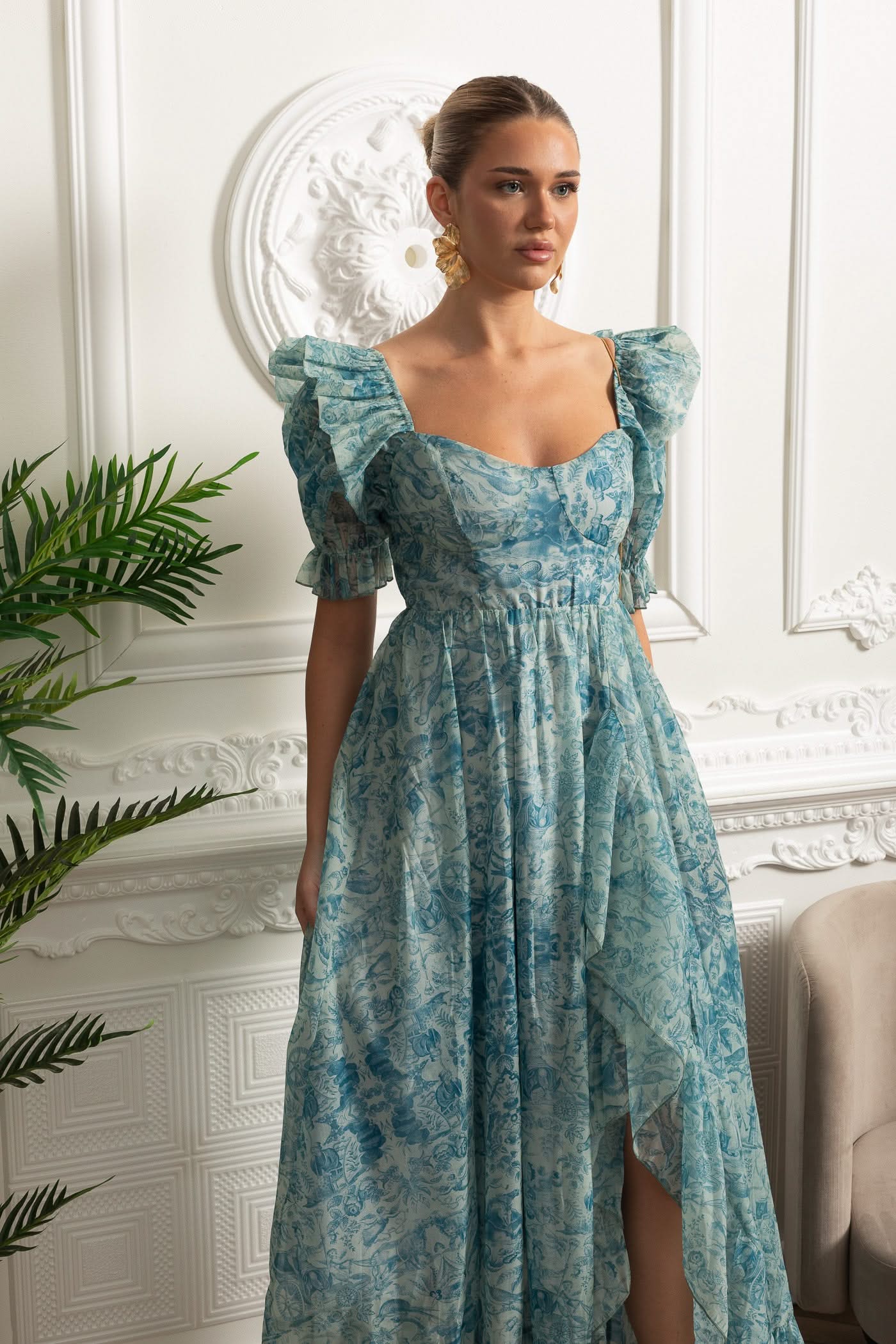 Printed Maxi Dress With Puff Sleeves And Front Slit - Blue