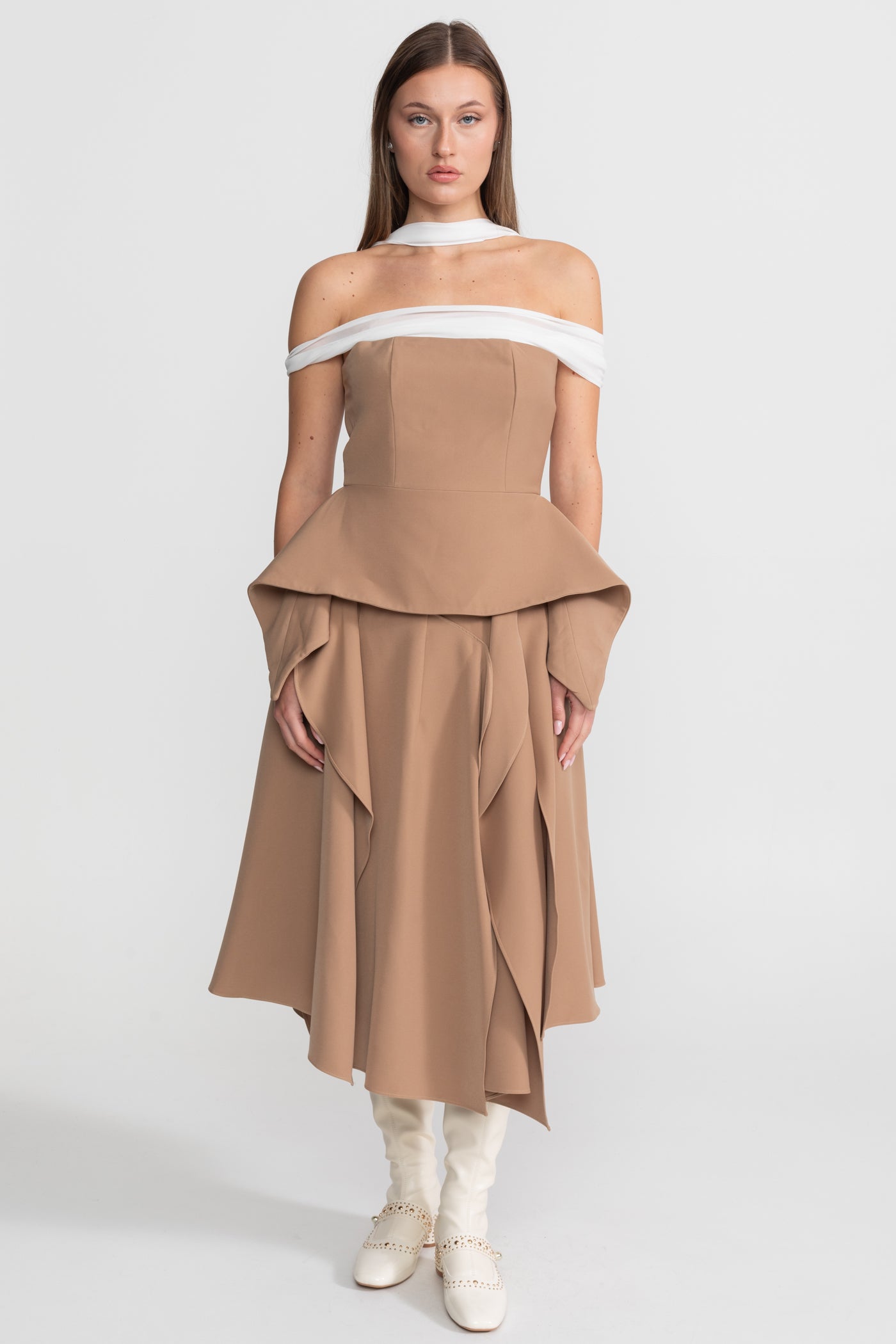 Draped Peplum Off-Shoulder Co-ord With Contrasting Neckline – Camel/Ivoire