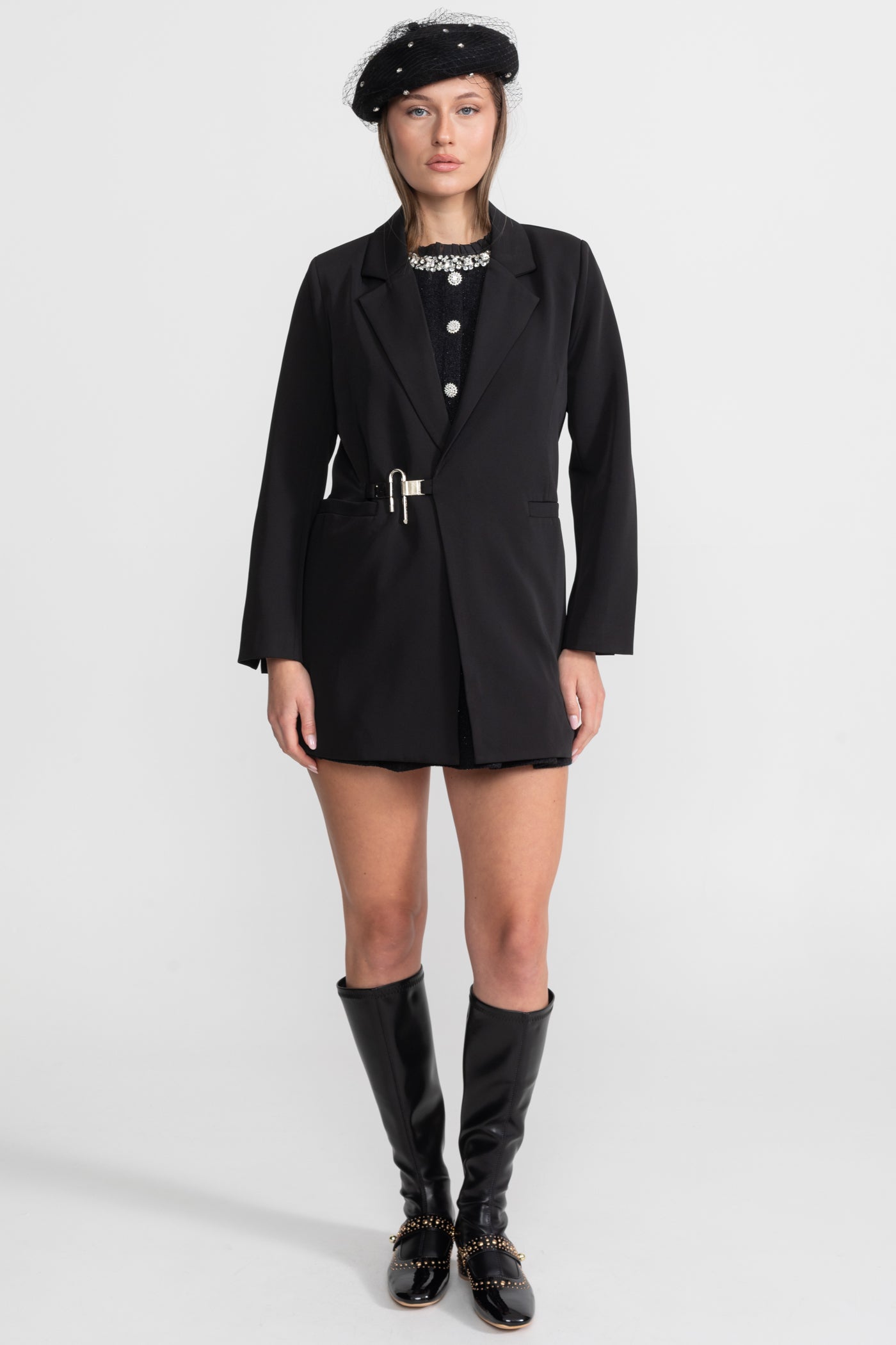 Single-breasted Tailored Belted Blazer – Black