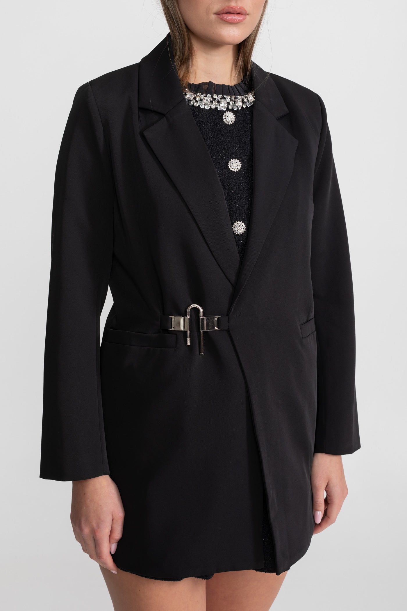 Single-breasted Tailored Belted Blazer – Black
