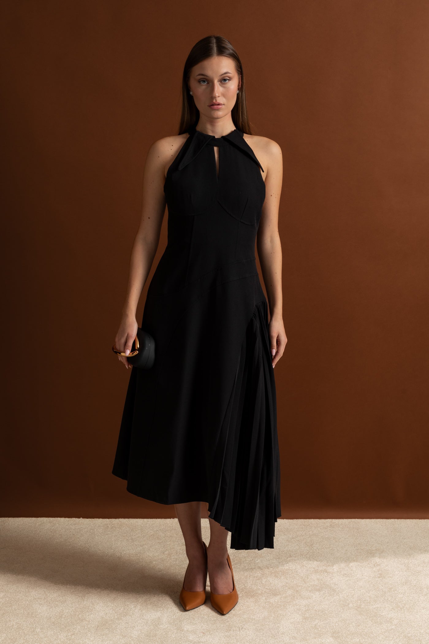Pleated Halter Midi Dress With Keyhole Detail - Black