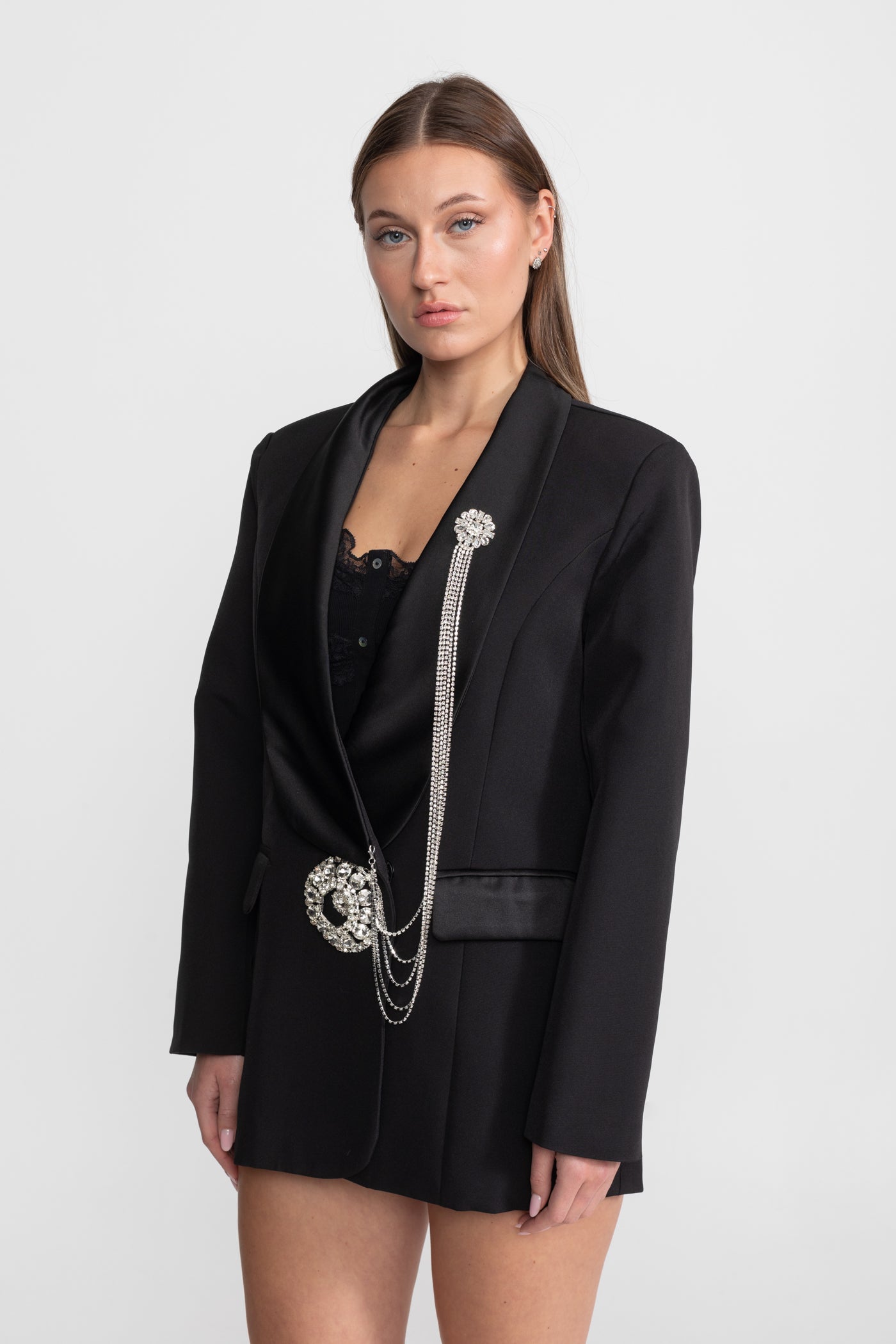 Crystal Brooch Blazer With Shawl Lapels – Black