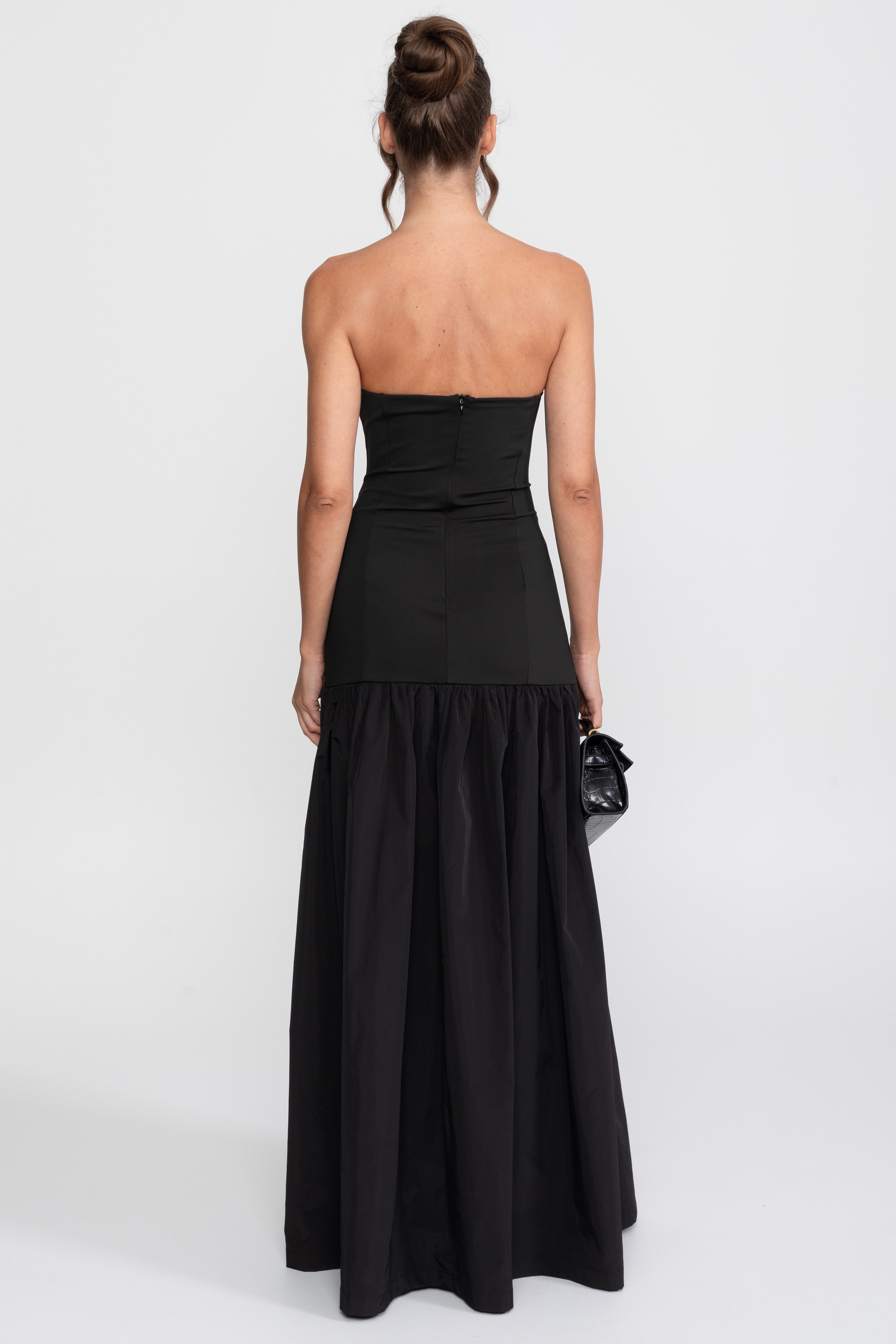 Cutout Sweetheart Drop-Waist Gown With Gathered Skirt - Black