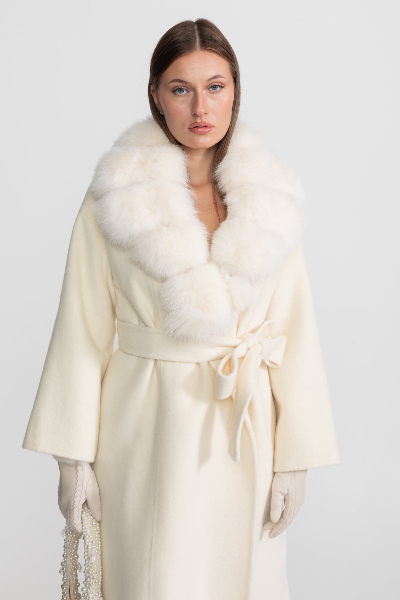 Wool Wrap Coat with Fox Fur Collar And Tie Belt – Ivoire