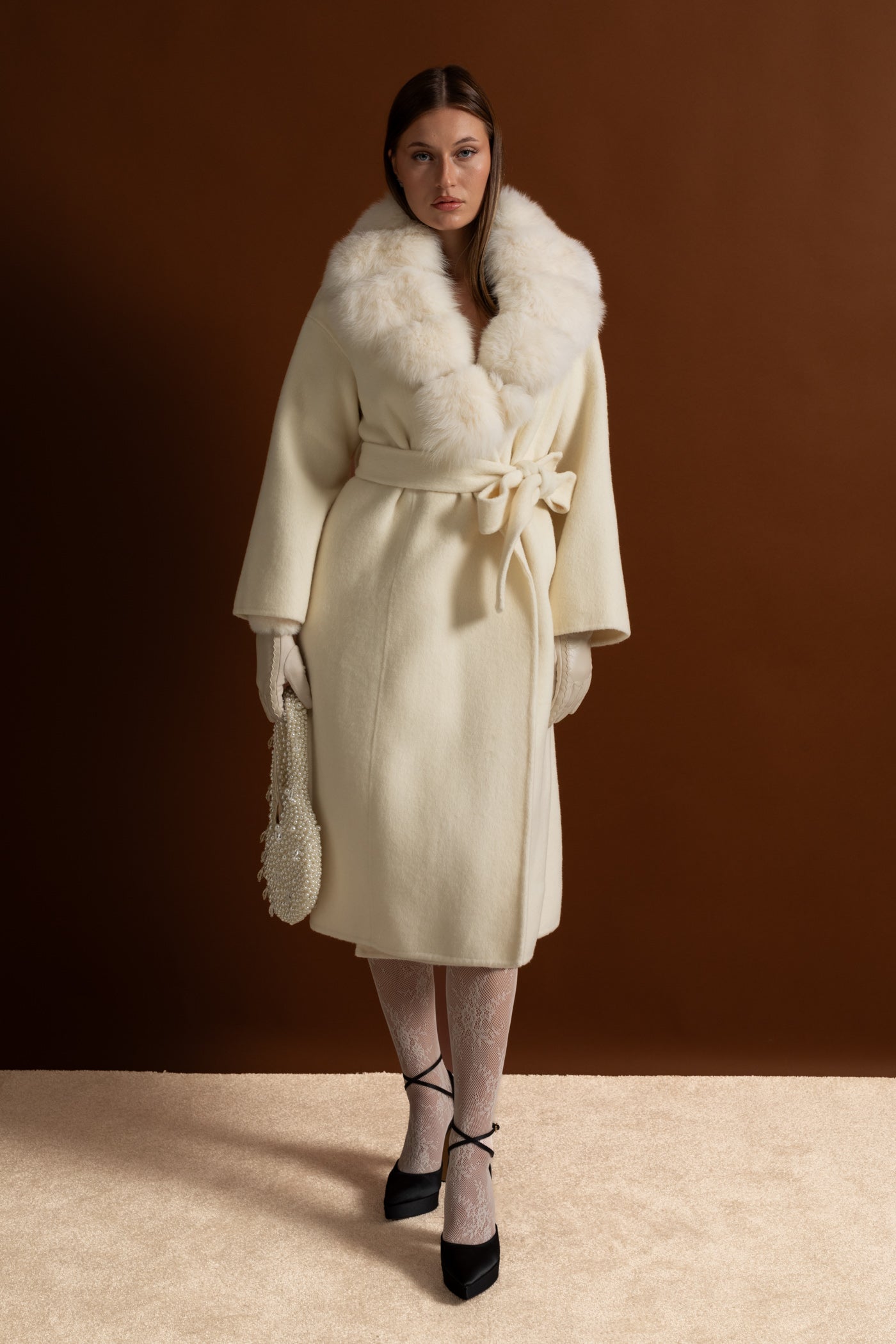 Wool Wrap Coat with Fox Fur Collar And Tie Belt – Ivoire