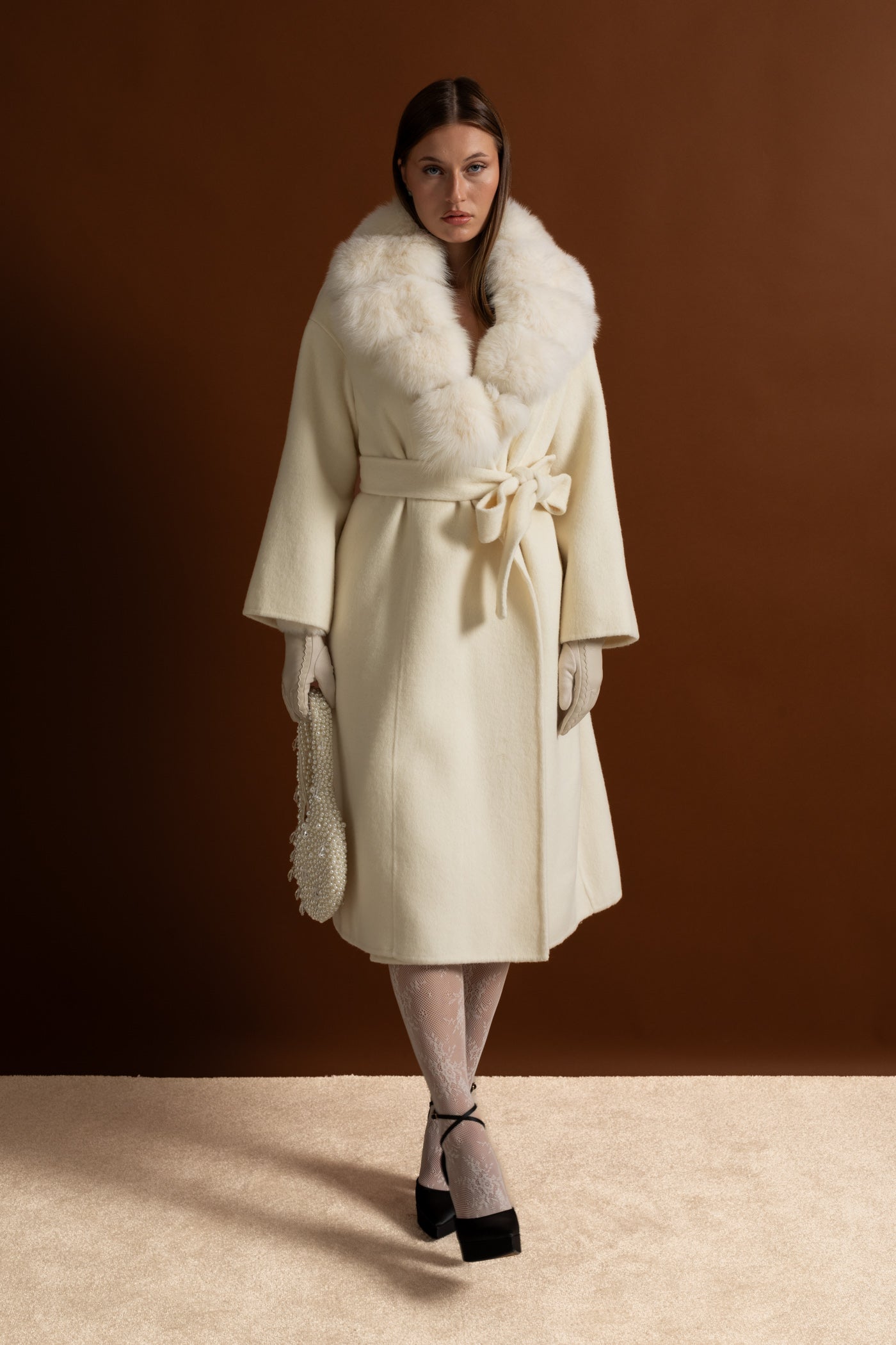 Wool Wrap Coat with Fox Fur Collar And Tie Belt – Ivoire