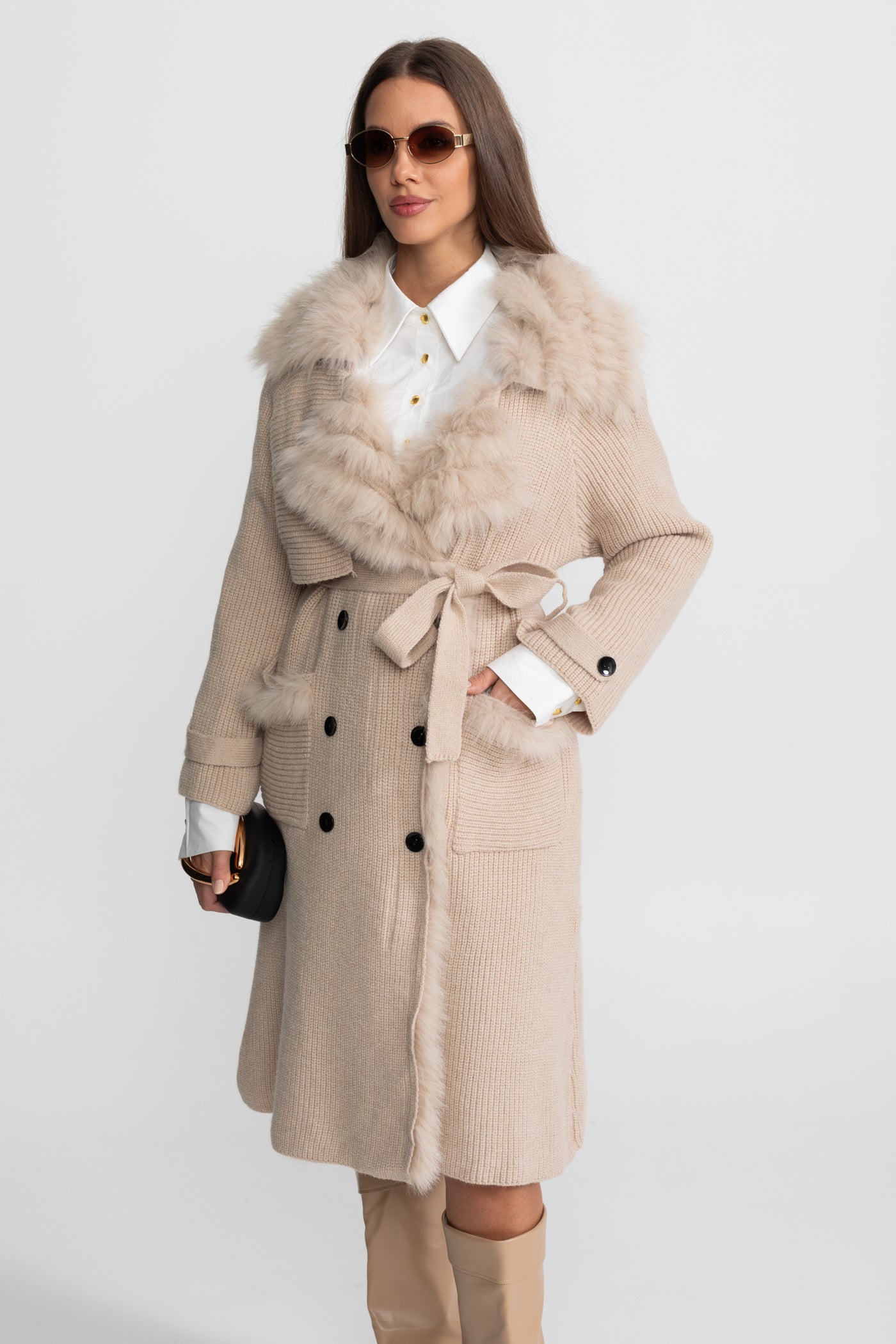 Double-Breasted Knit Overcoat With Fur Trim – Beige