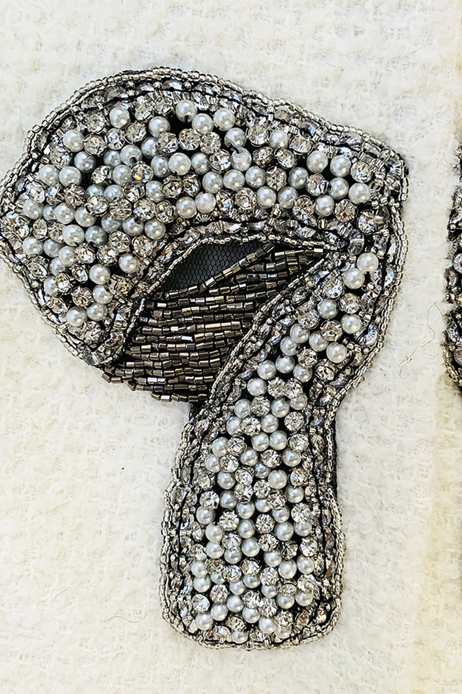 Tweed Blazer With Contrasting Elements And Metallic Bow Accent - White