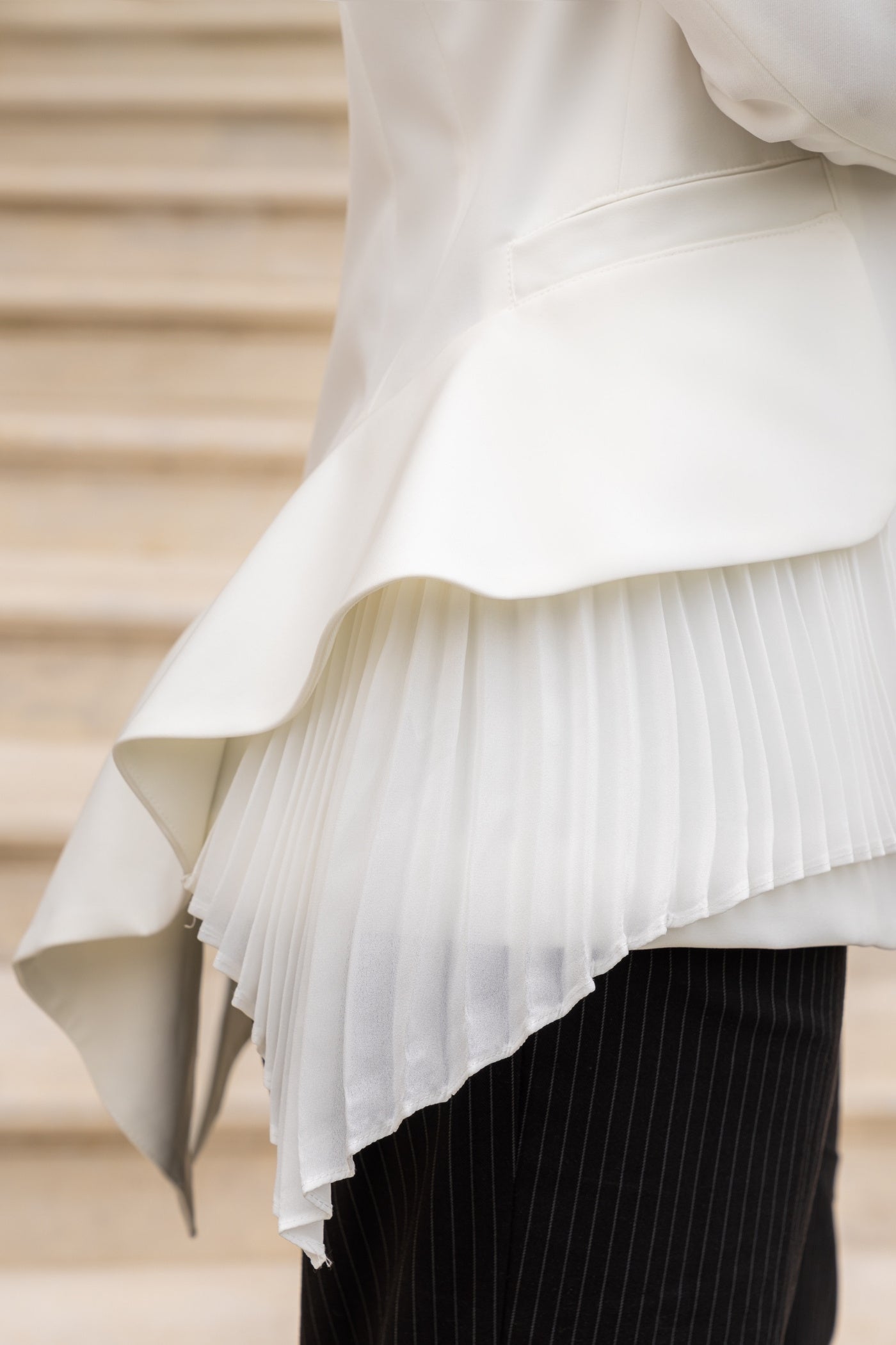 Blazer with Ruffle Detail - White