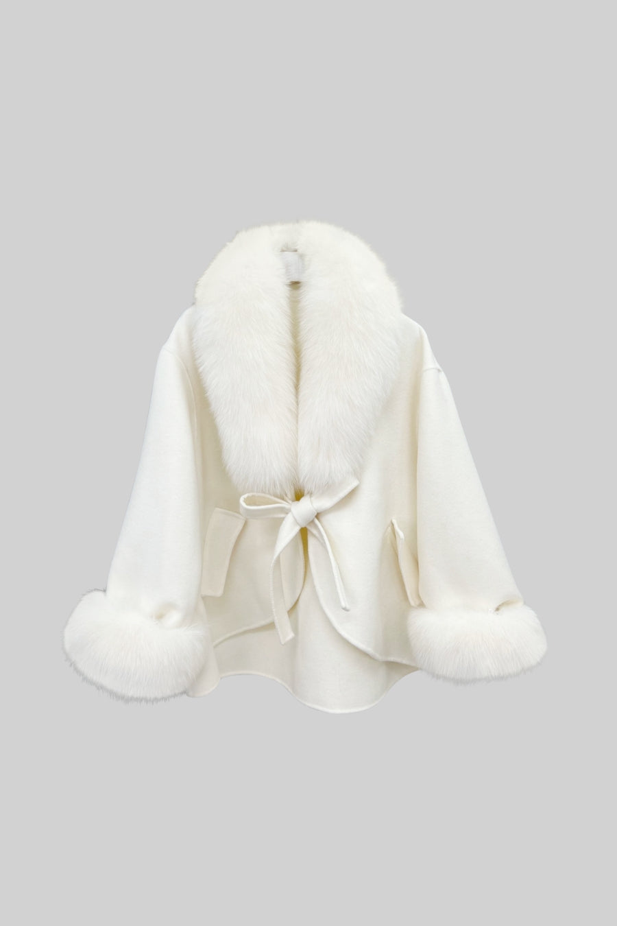 Cashmere Coat With Oversized Fox Fur Collar - Off White