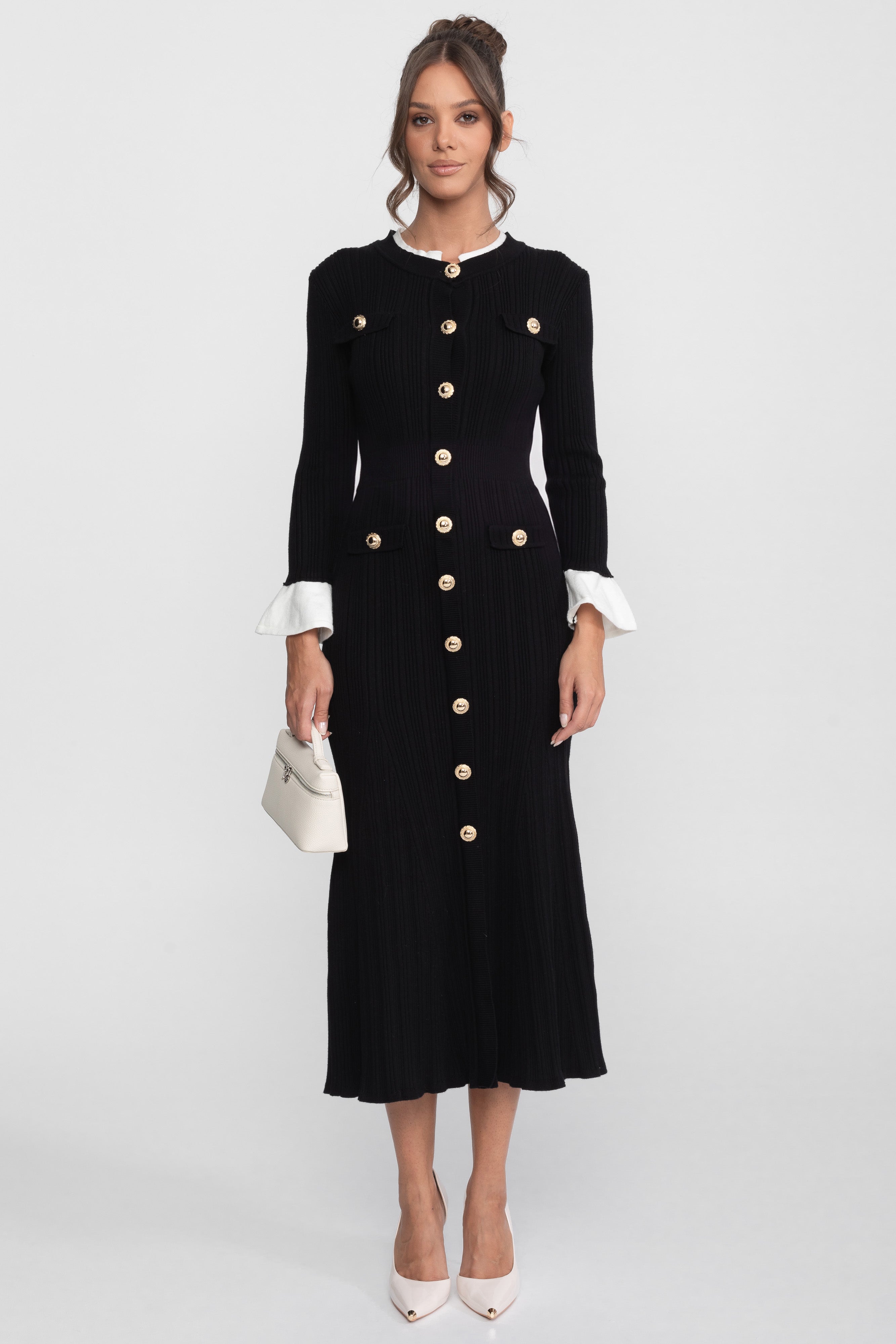 Ribbed Knit Midi Dress With White Cuffs And Collar - Black