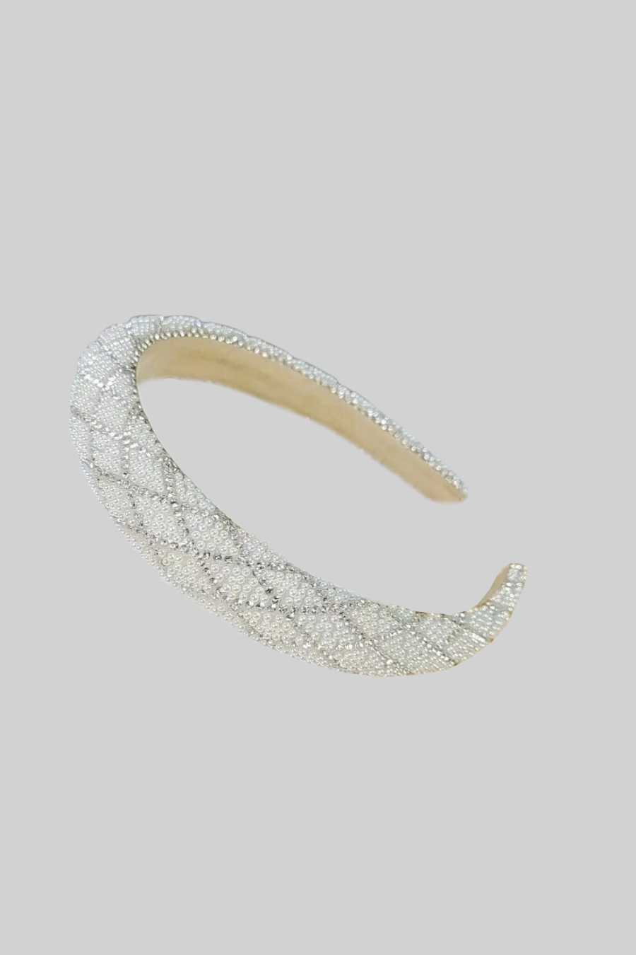 Fine Diamond Sparkling Headband With Pearl Embellishments - White