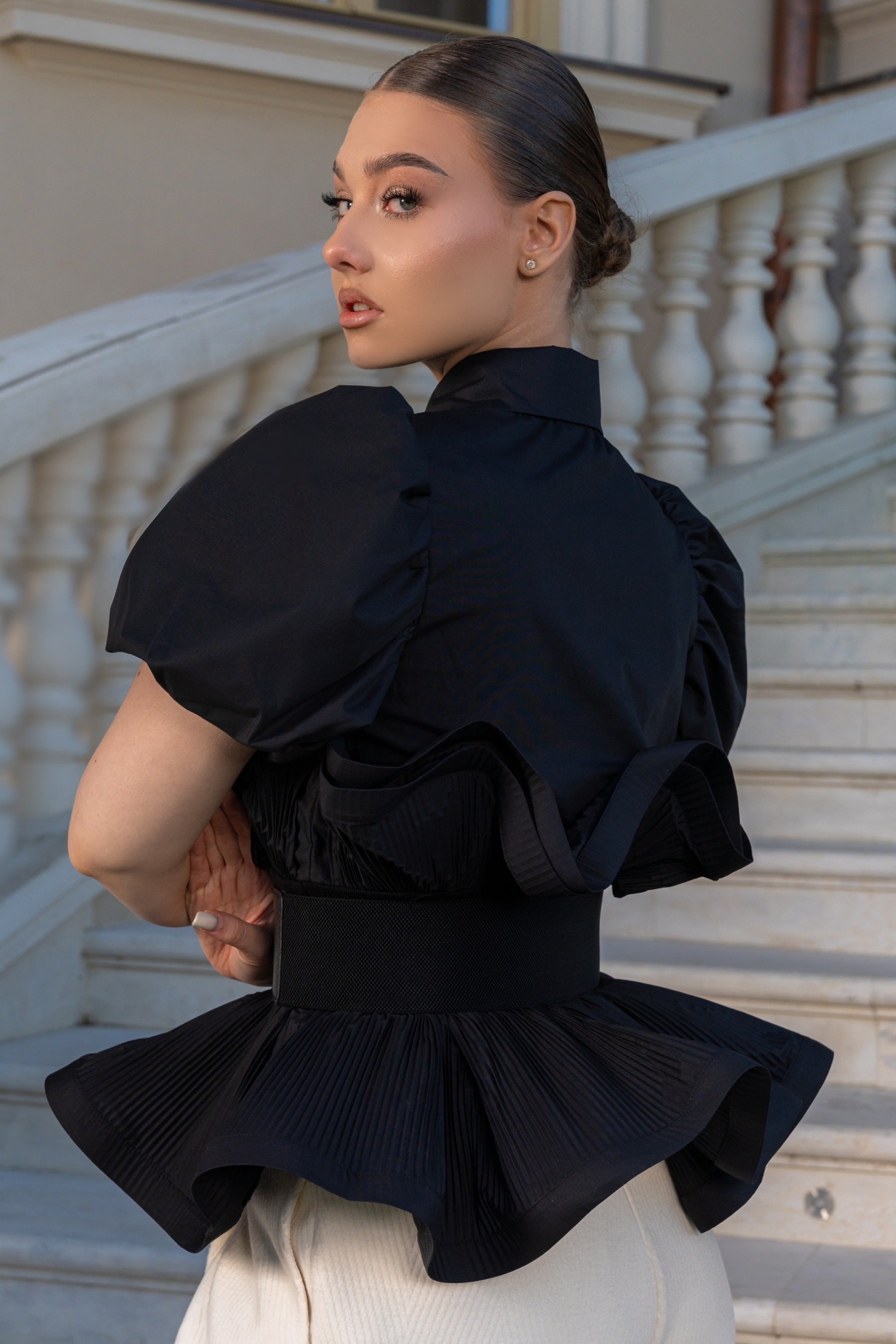 Short Sleeve Ruffle Shirt with Massive Belt - Black