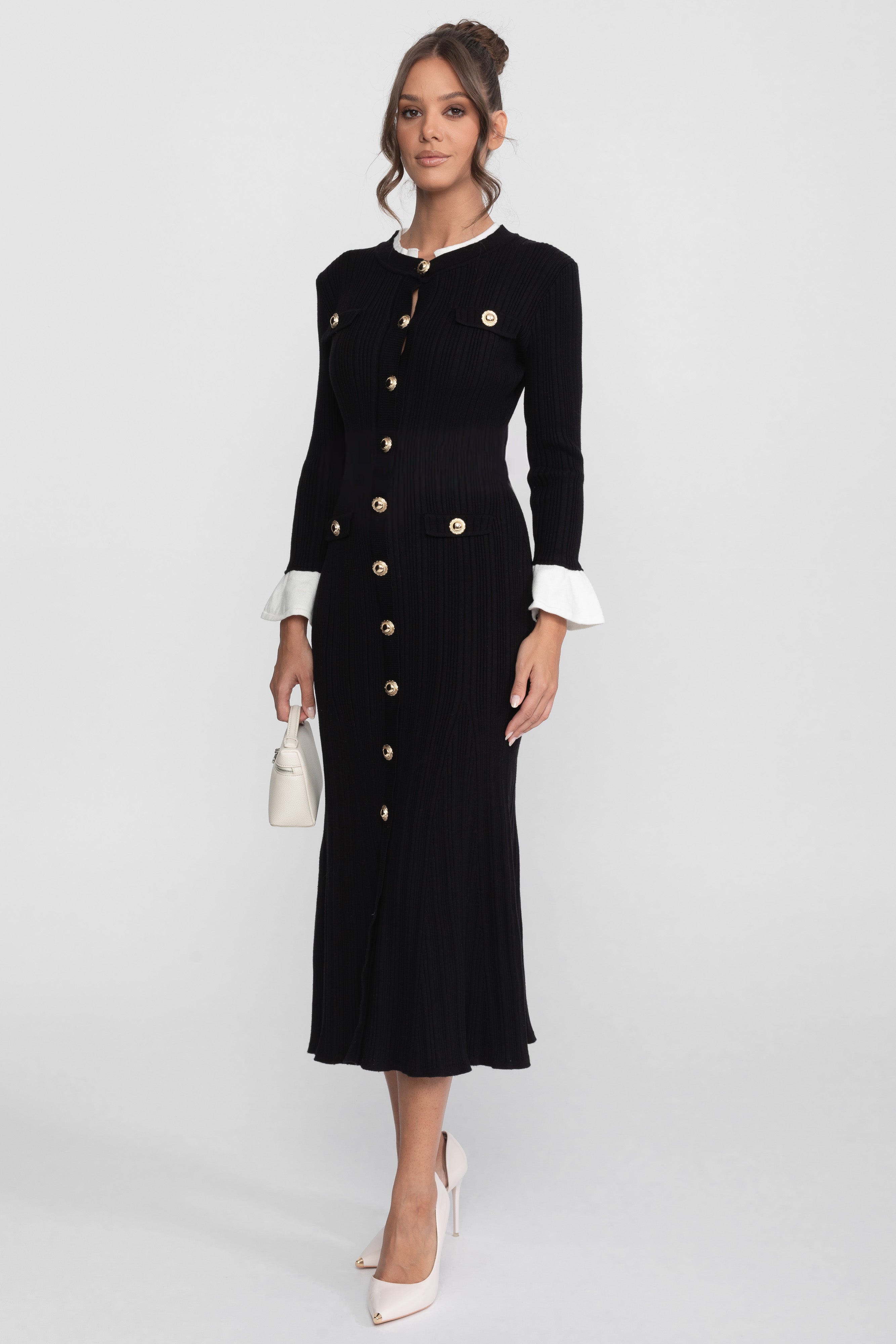 Ribbed Knit Midi Dress With White Cuffs And Collar - Black
