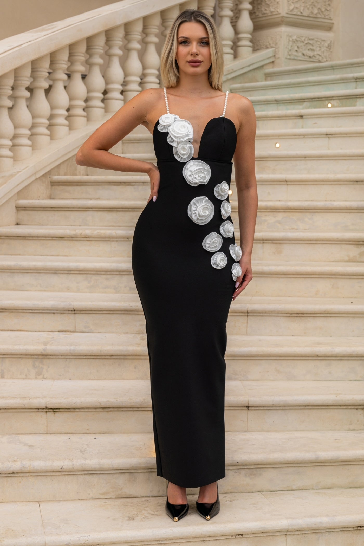 3D Roses Maxi Dress with Pearls - Black