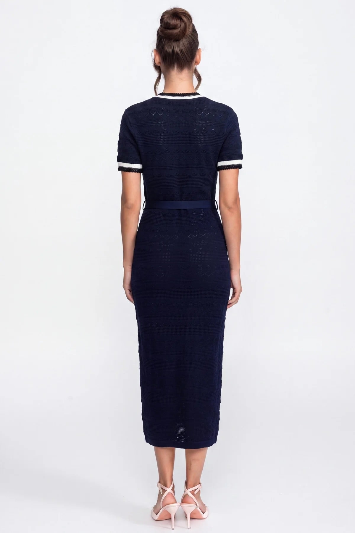 Knit Midi Dress With White Piping And Gold Buckle Belt - Navy