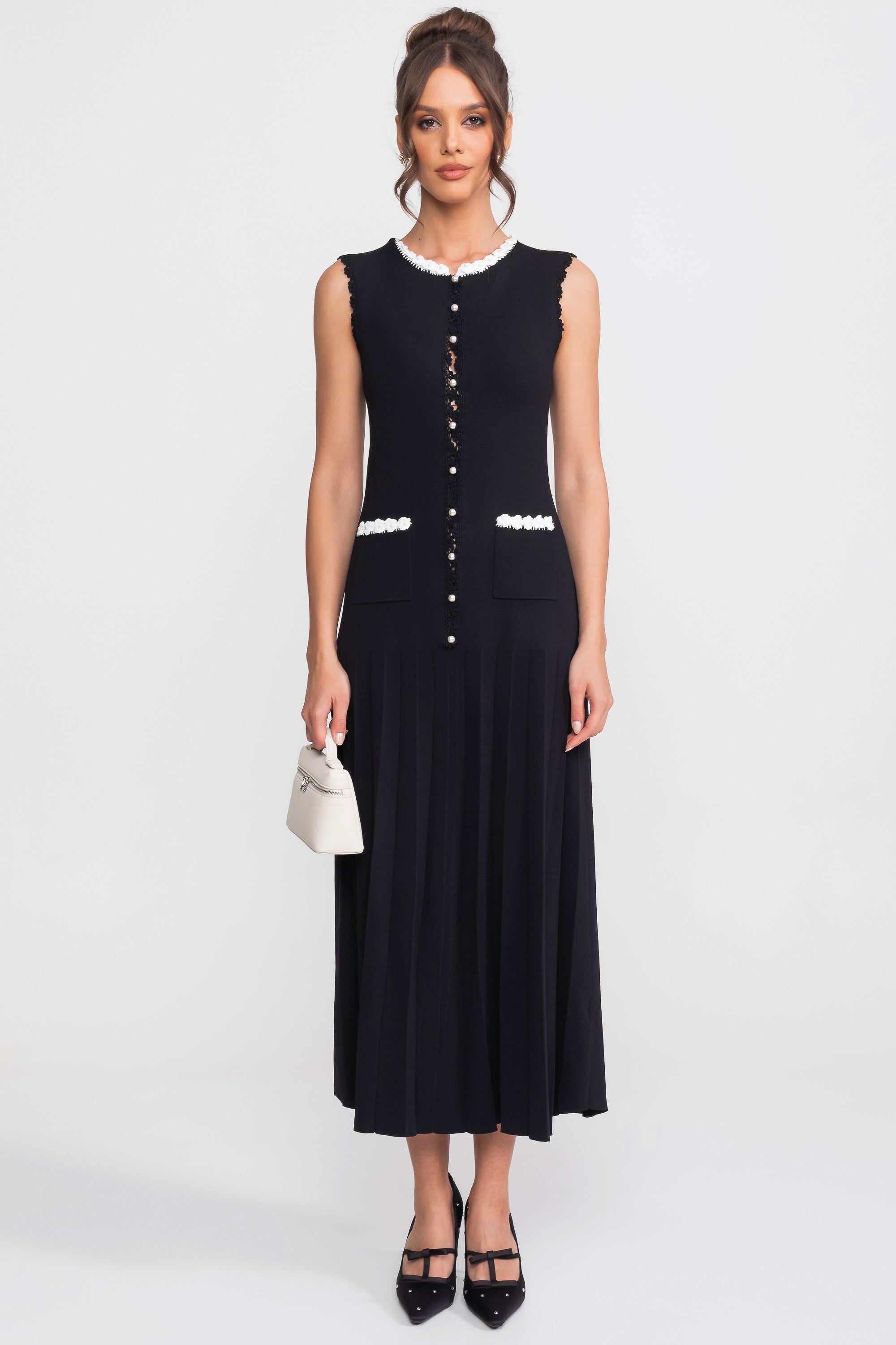 Sleeveless Midi Dress With Pearl Trim Details - Black