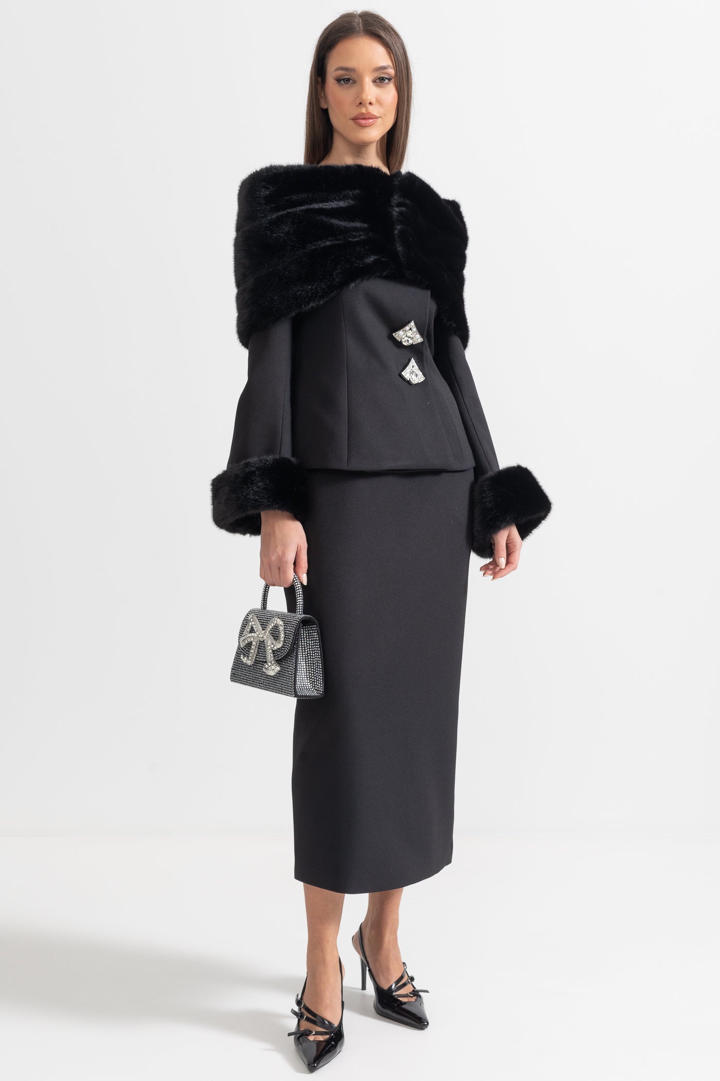 Two-Piece Ensemble With Faux Fur Shawl, Cuffs And Maxi Skirt - Black