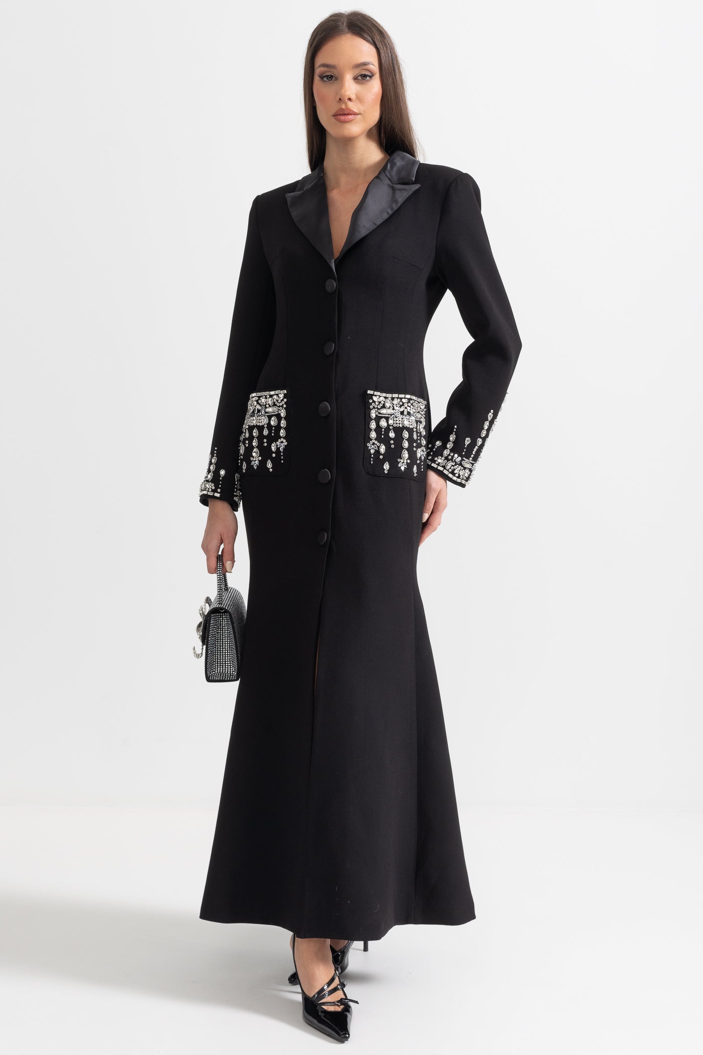 Long Silhouette Dress With Lapels And Crystal Detailing - Black