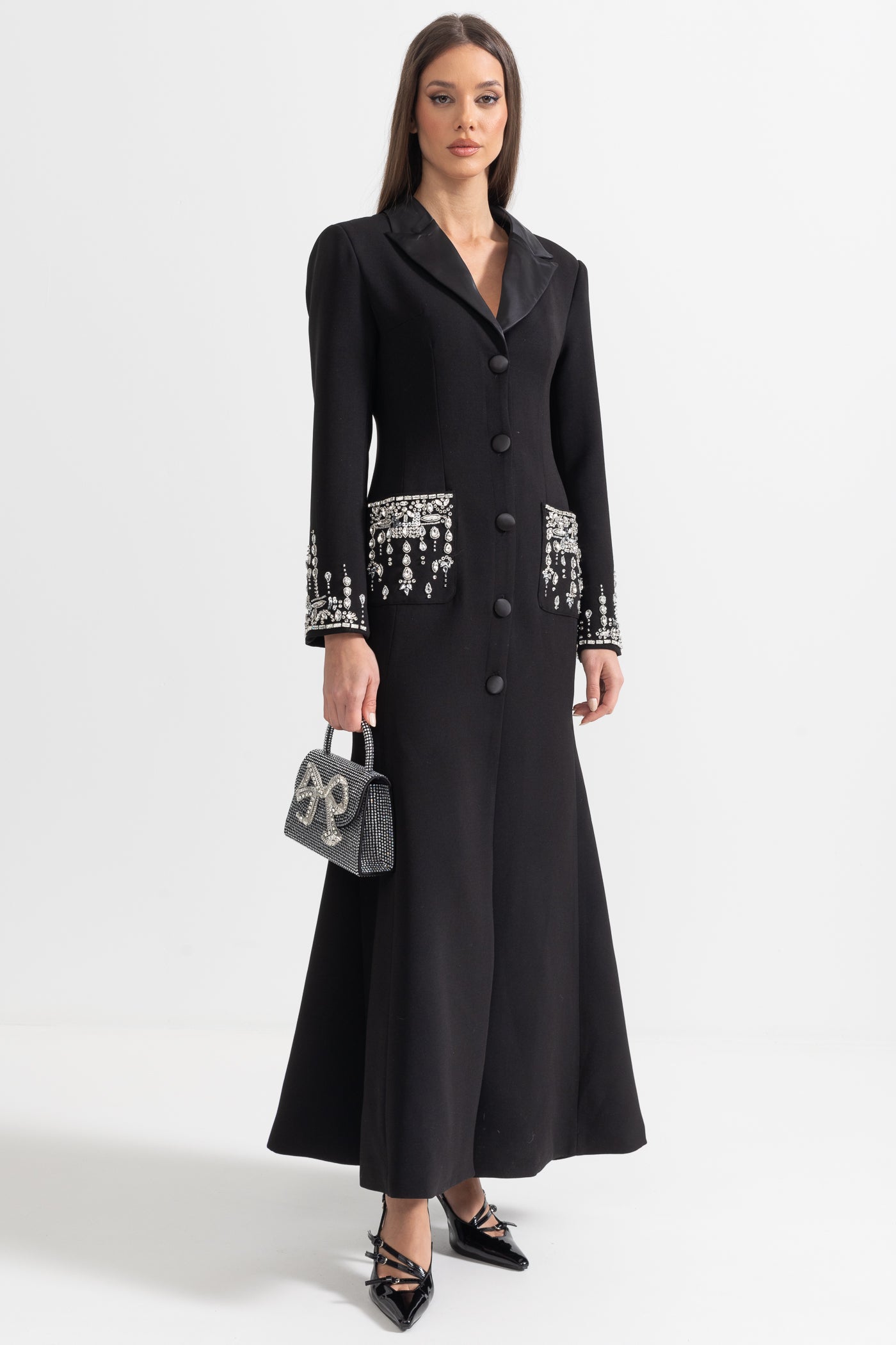 Long Silhouette Dress With Lapels And Crystal Detailing - Black