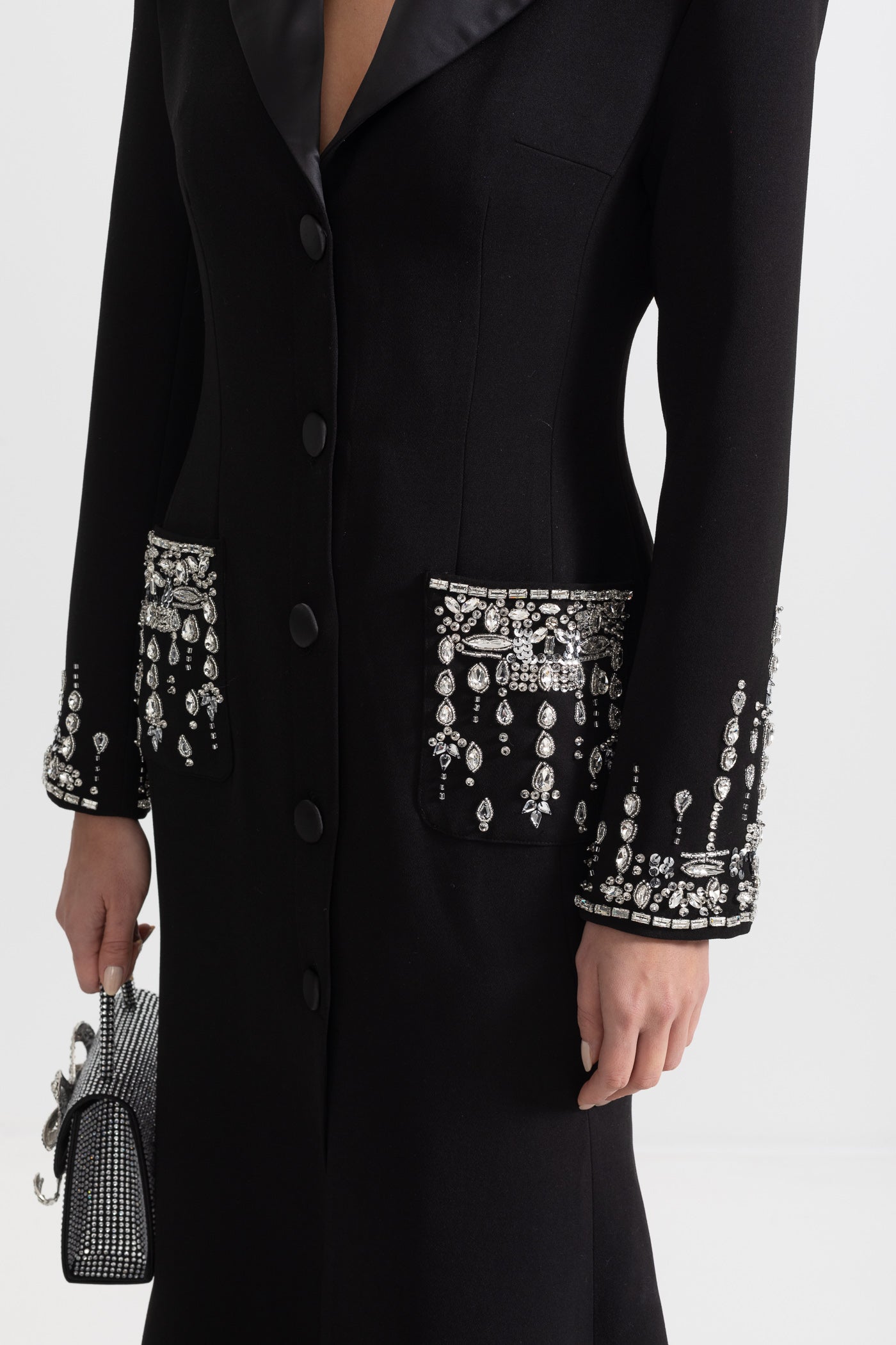 Long Silhouette Dress With Lapels And Crystal Detailing - Black