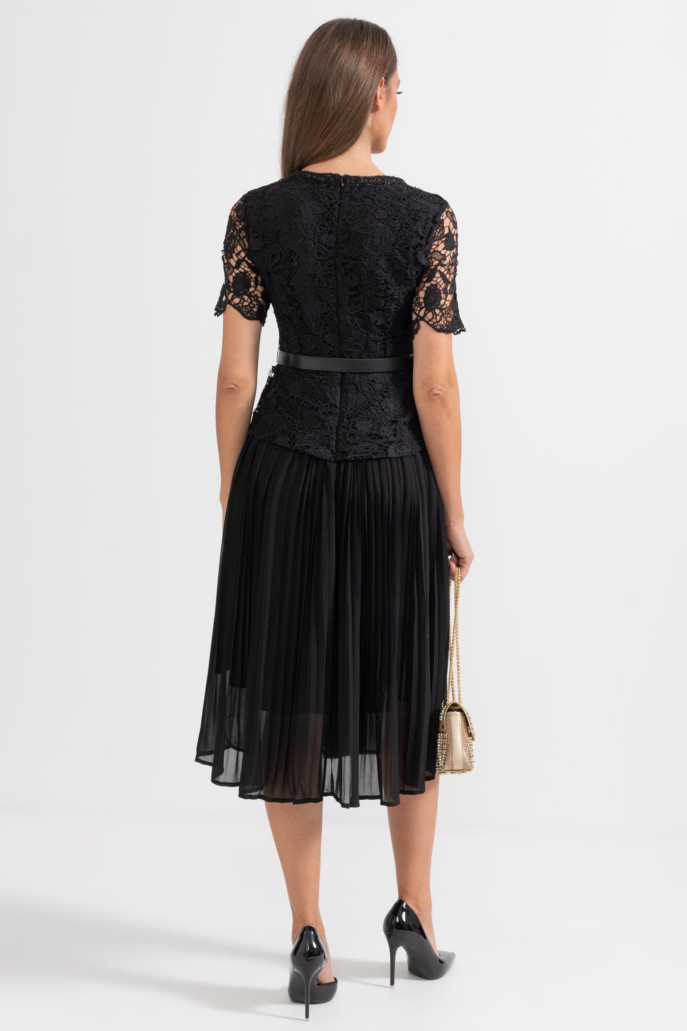 Elegant Short Sleeved Dress With Lace Top And Flared Skirt - Black