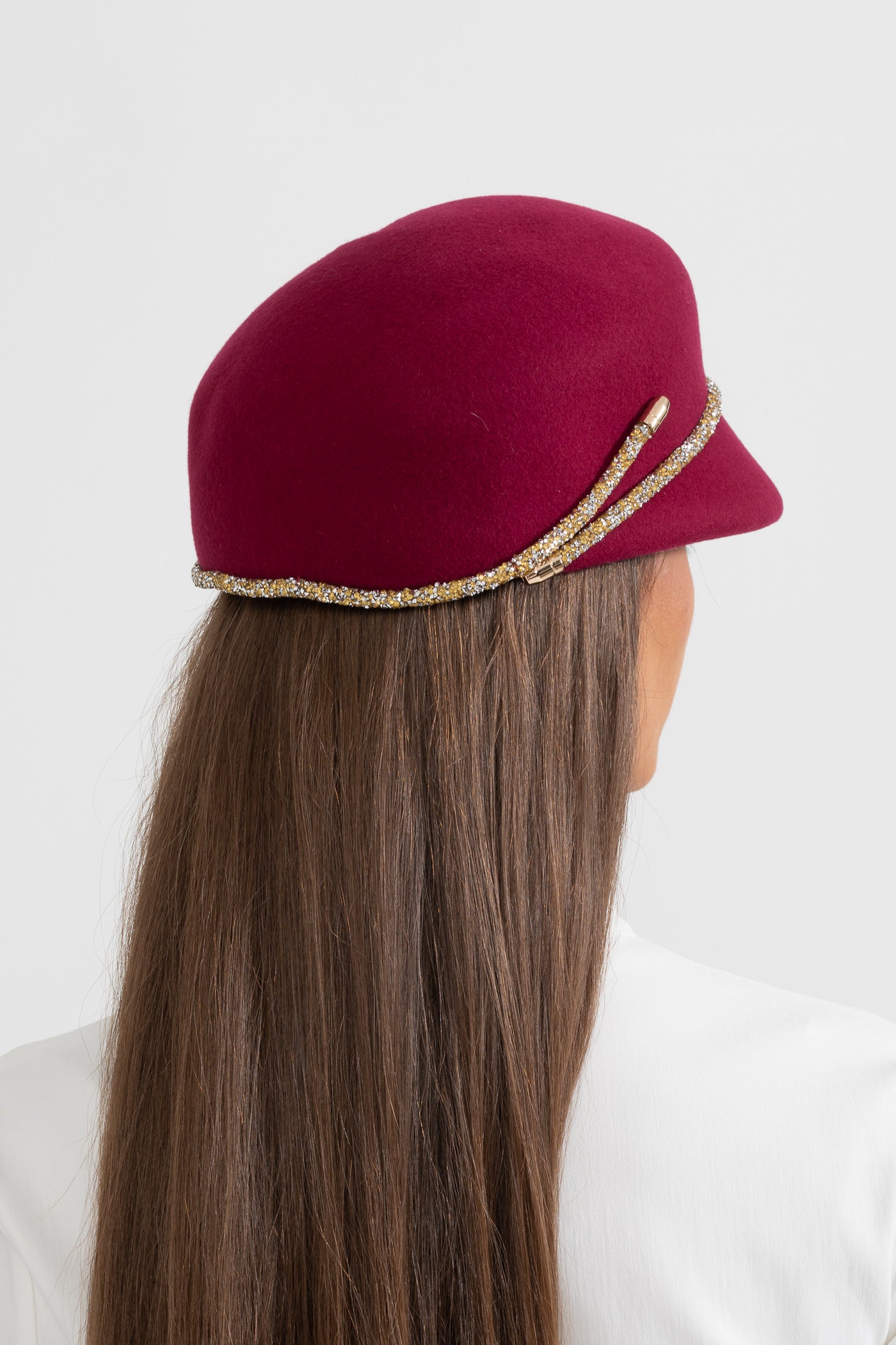 Short Brim Hat With Wrapped Detail - Burgundy