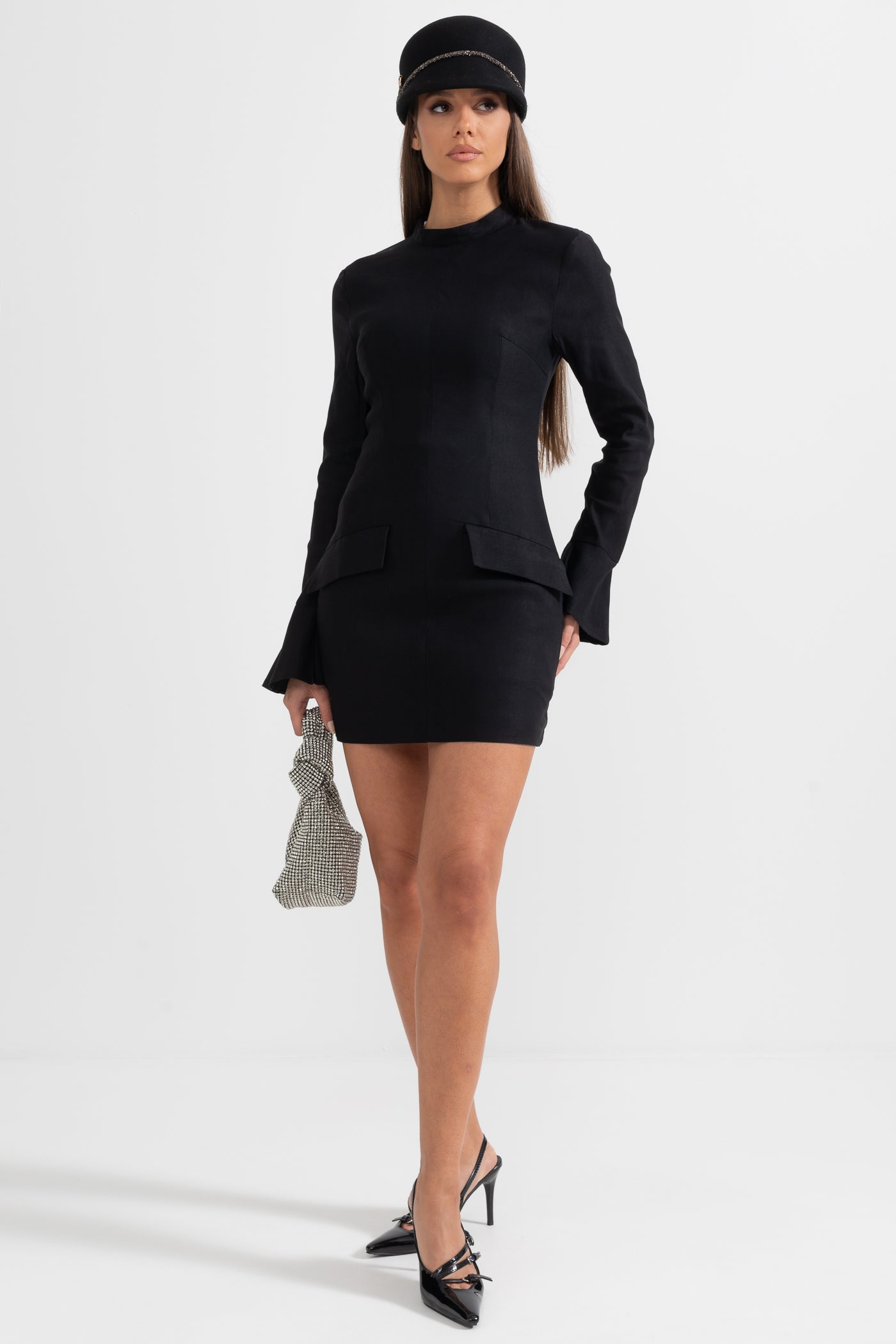 Elegant Fitted Dress With Dual Flap Pockets - Black