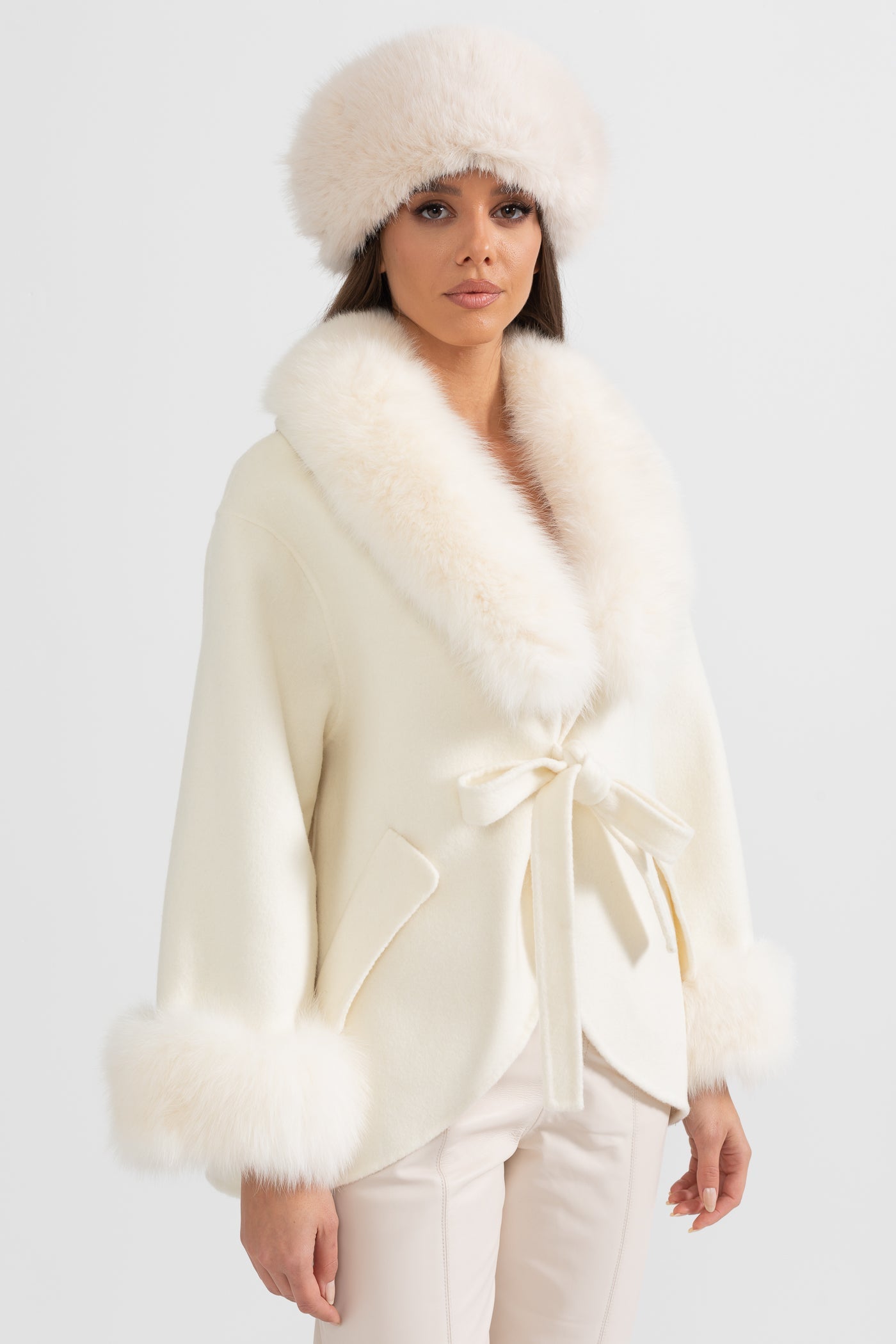 White Faux Fur Trim Coat Cashmere Coat With Oversized Fox Fur