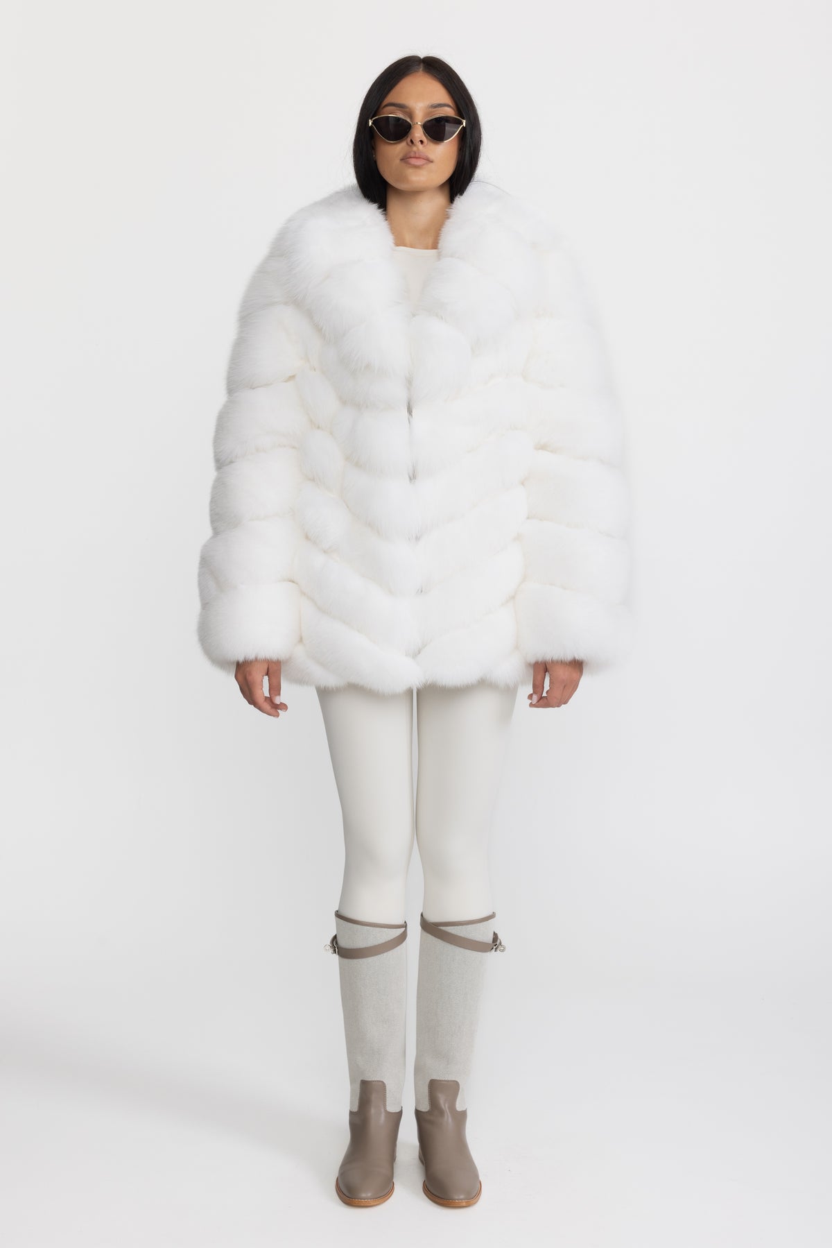 Tiered Fox Fur Jacket With Oversized Shawl Collar – White
