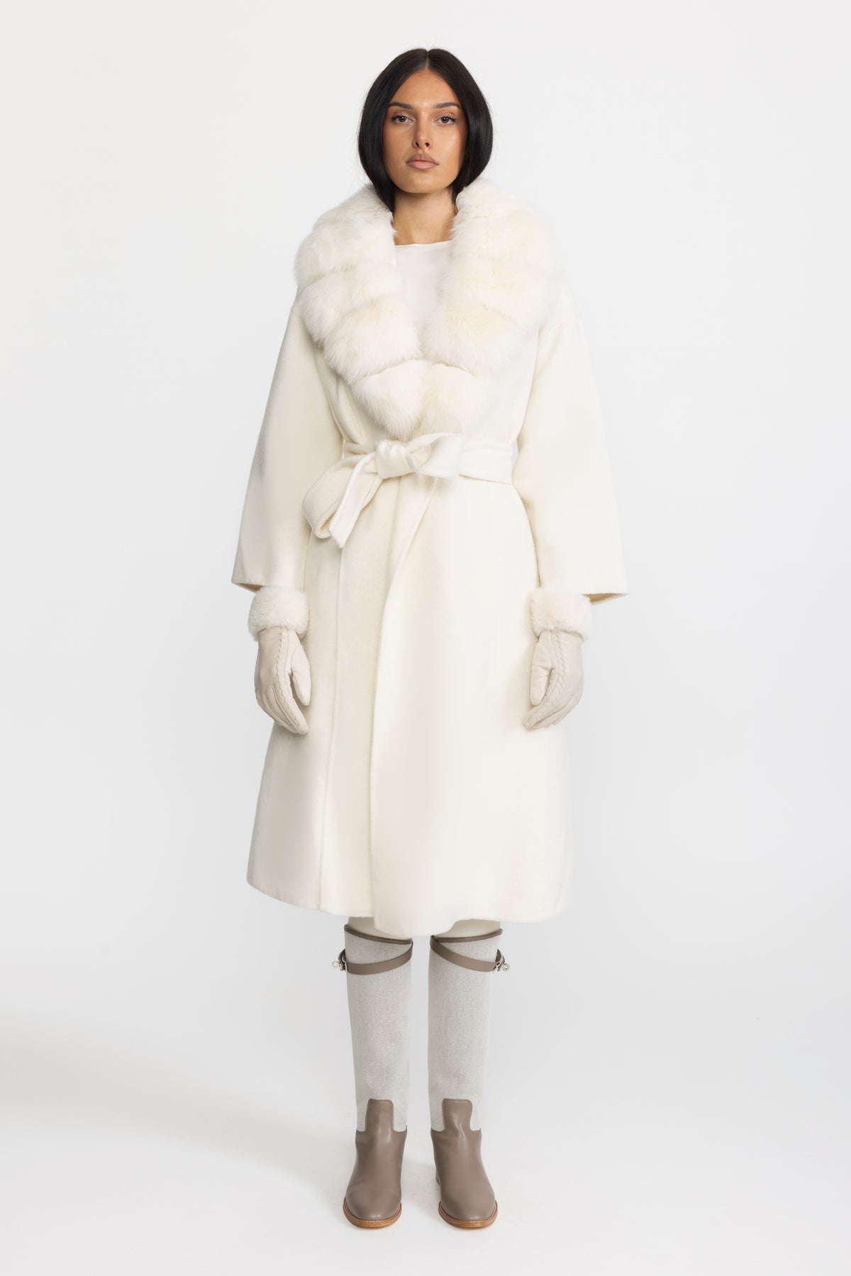 Wool Wrap Coat with Fox Fur Collar And Tie Belt – Ivoire