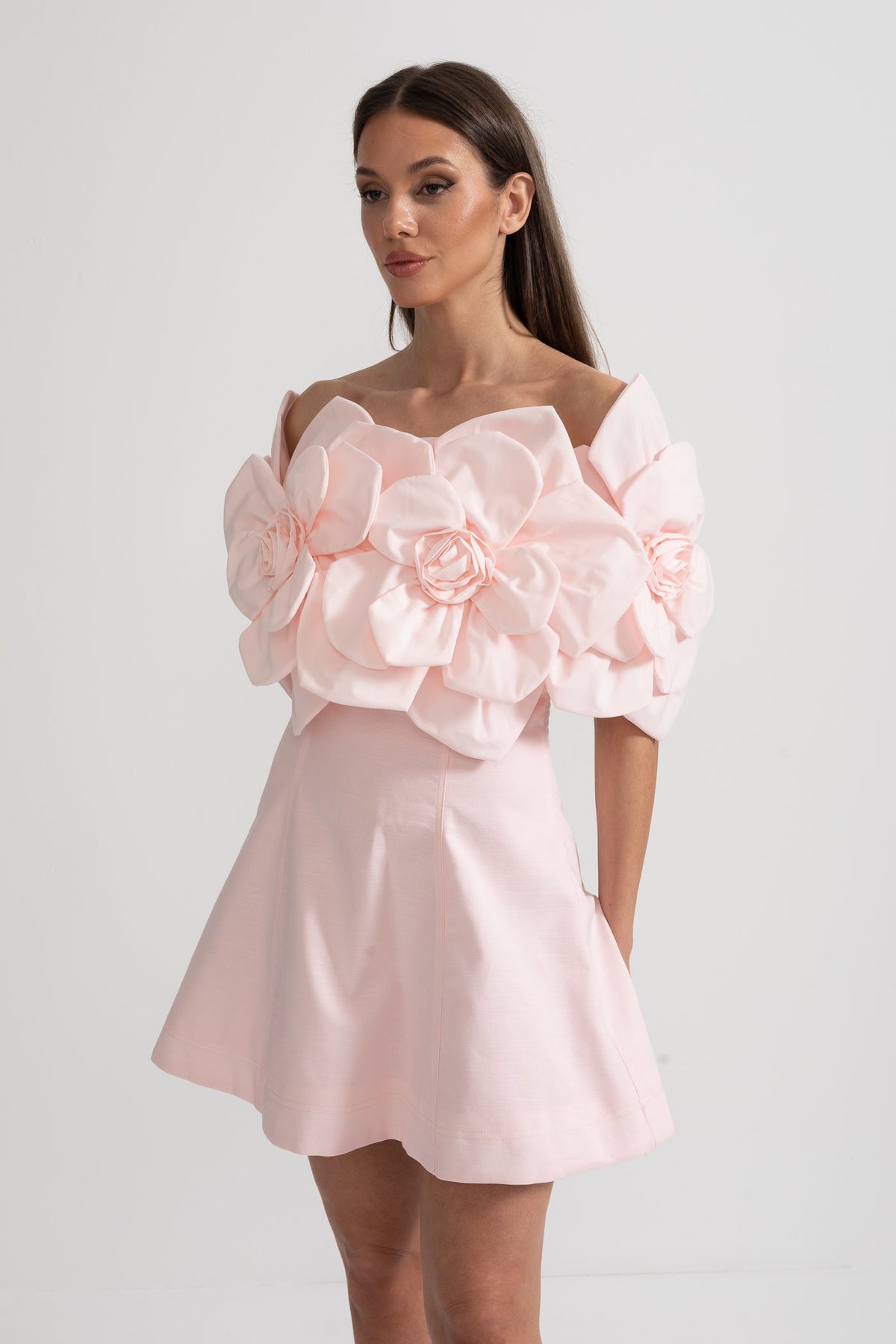Sierra Dres main image 0