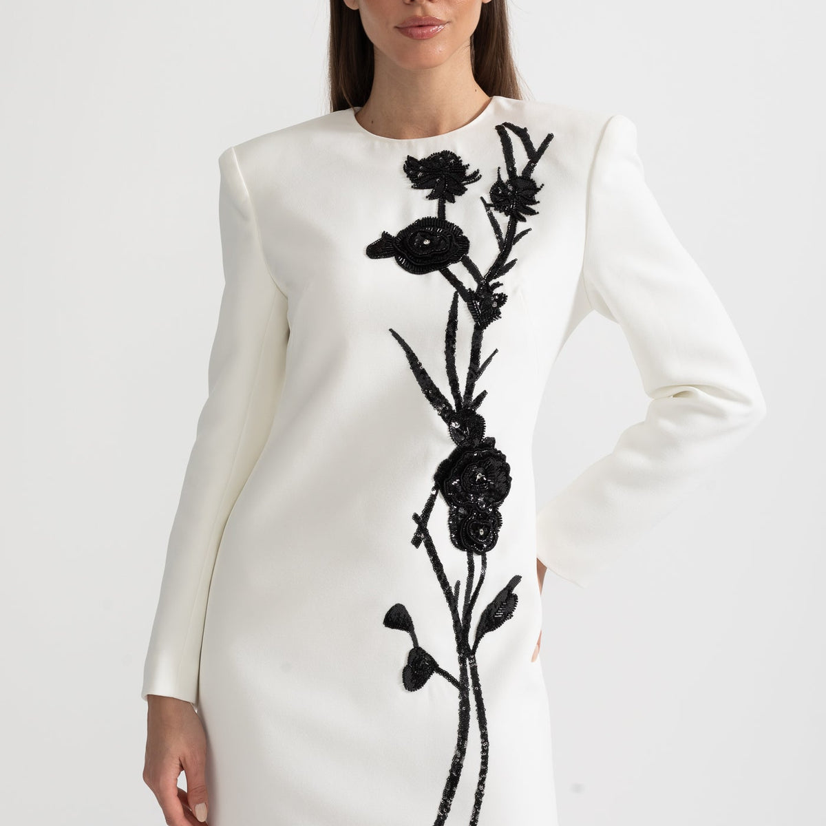 Long Sleeved Mini Dress with Contrasting Floral Embroidery - White, M Long Sleeved Mini Dress with Contrasting Floral Embroidery - White, M