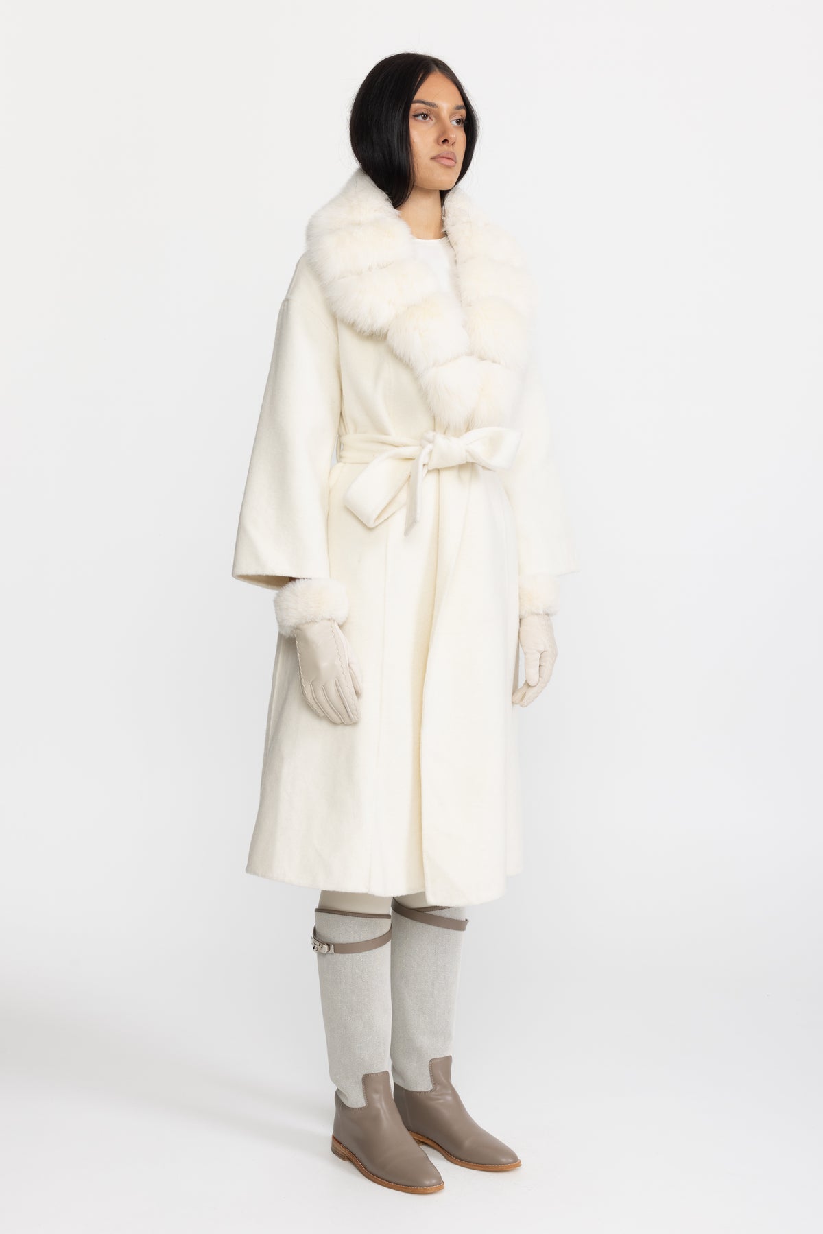 Wool Wrap Coat with Fox Fur Collar And Tie Belt – Ivoire