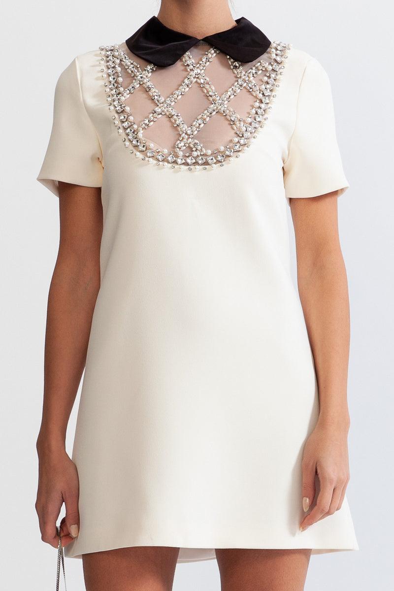 Dress with Contrasting Collar and Jewelry Details - White